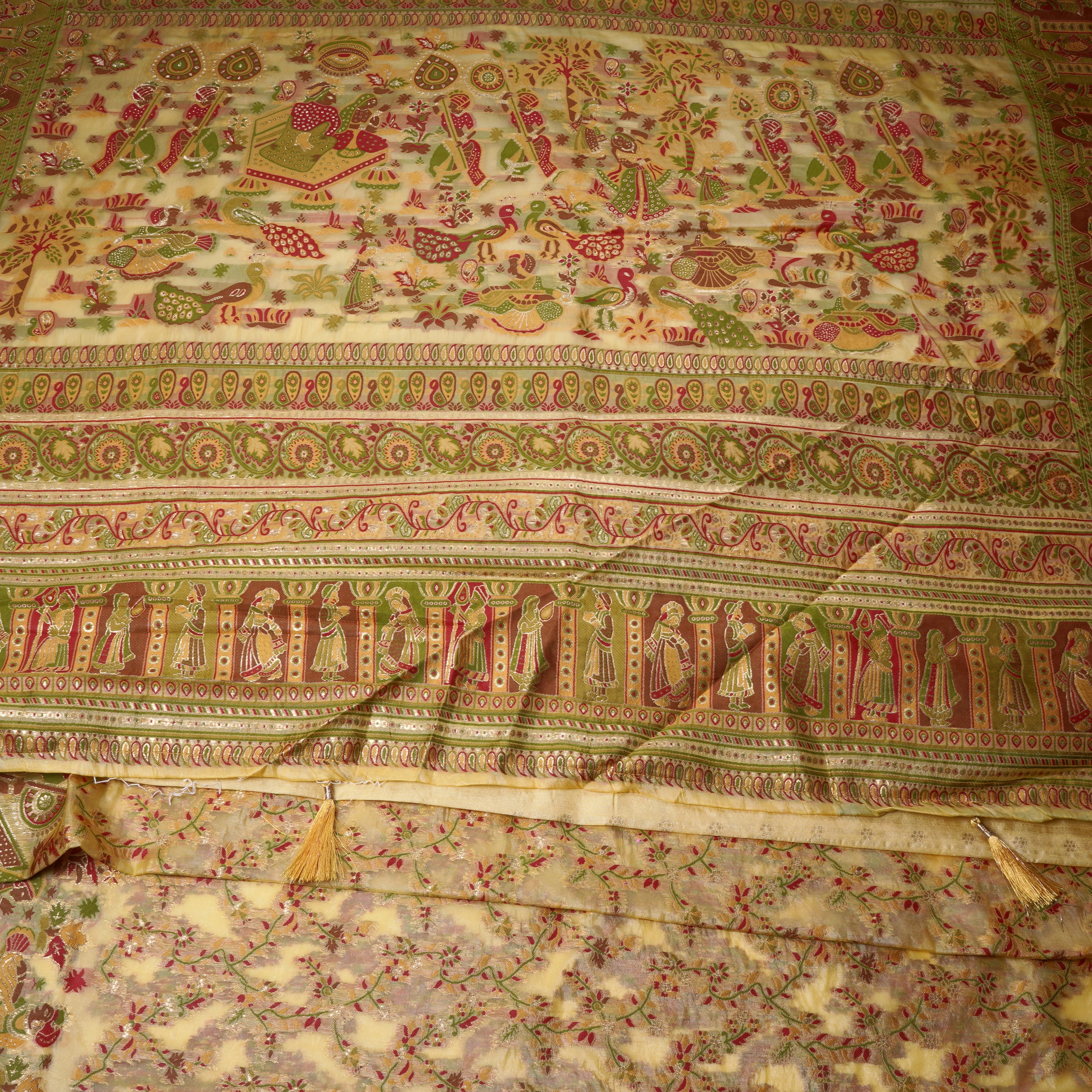 Dola Silk Saree With Pashmina Artistry