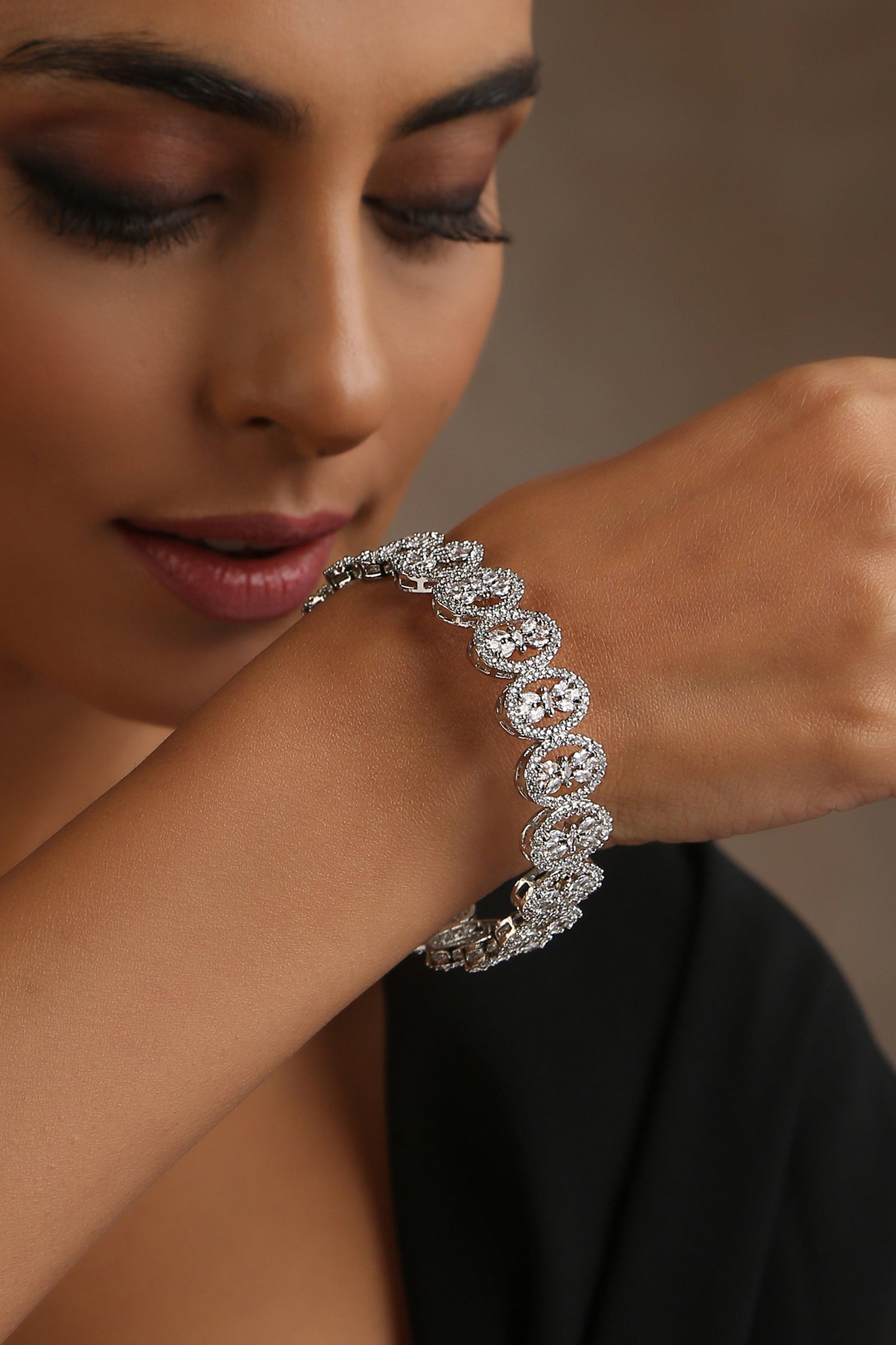 Snowy Sparkle Zirconia Bangle - Dyulokha