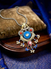 Pendant of Luxe