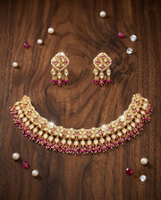 Festive Necklace with Kundan and Pink-White Beads