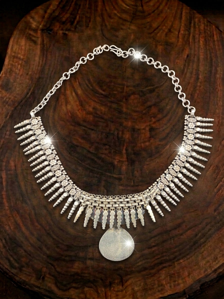 Floral Elegance Necklace