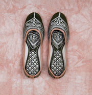 Two Tone Mehendi Green Velvet Jutti