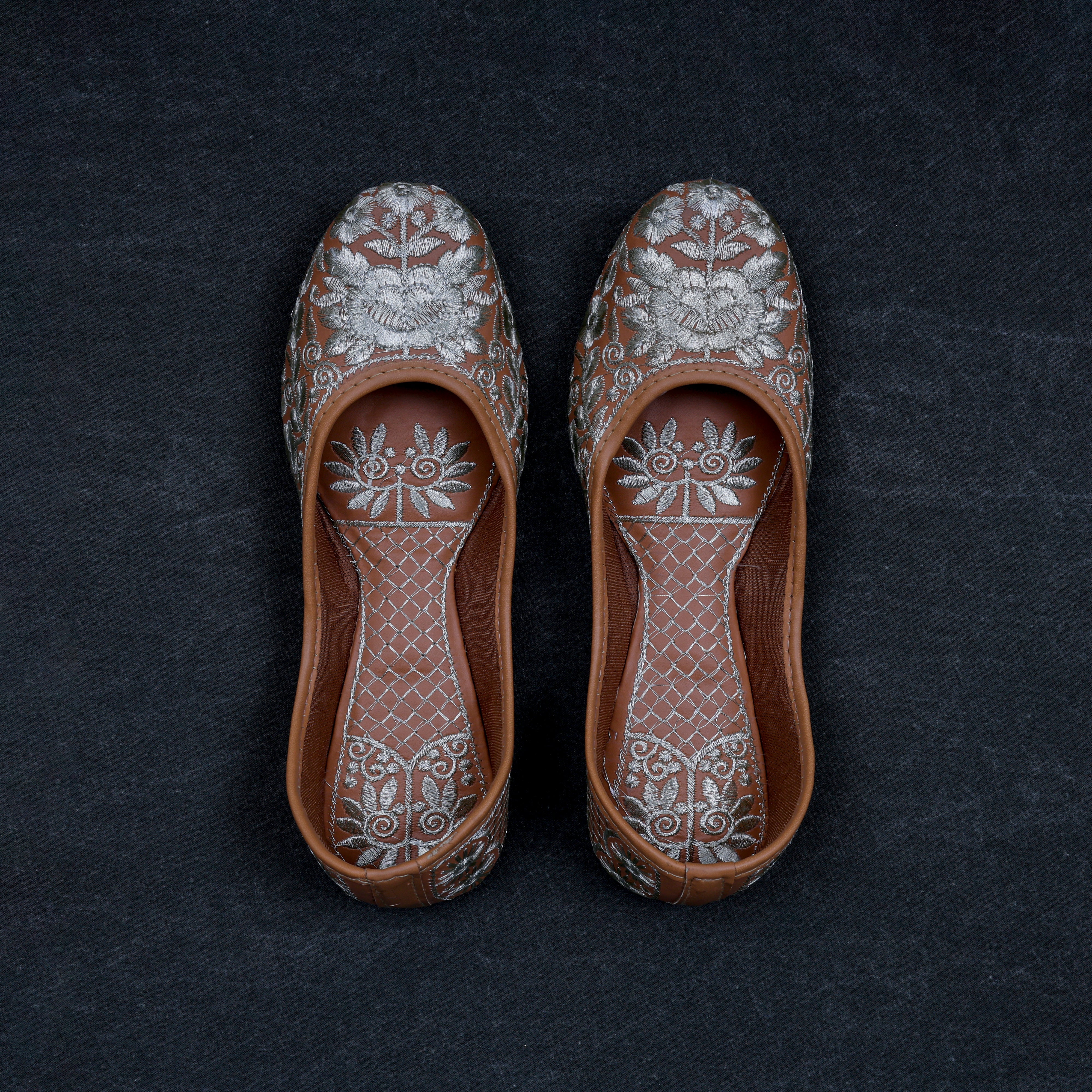 Handcrafted Brown Almond Shape Jutti