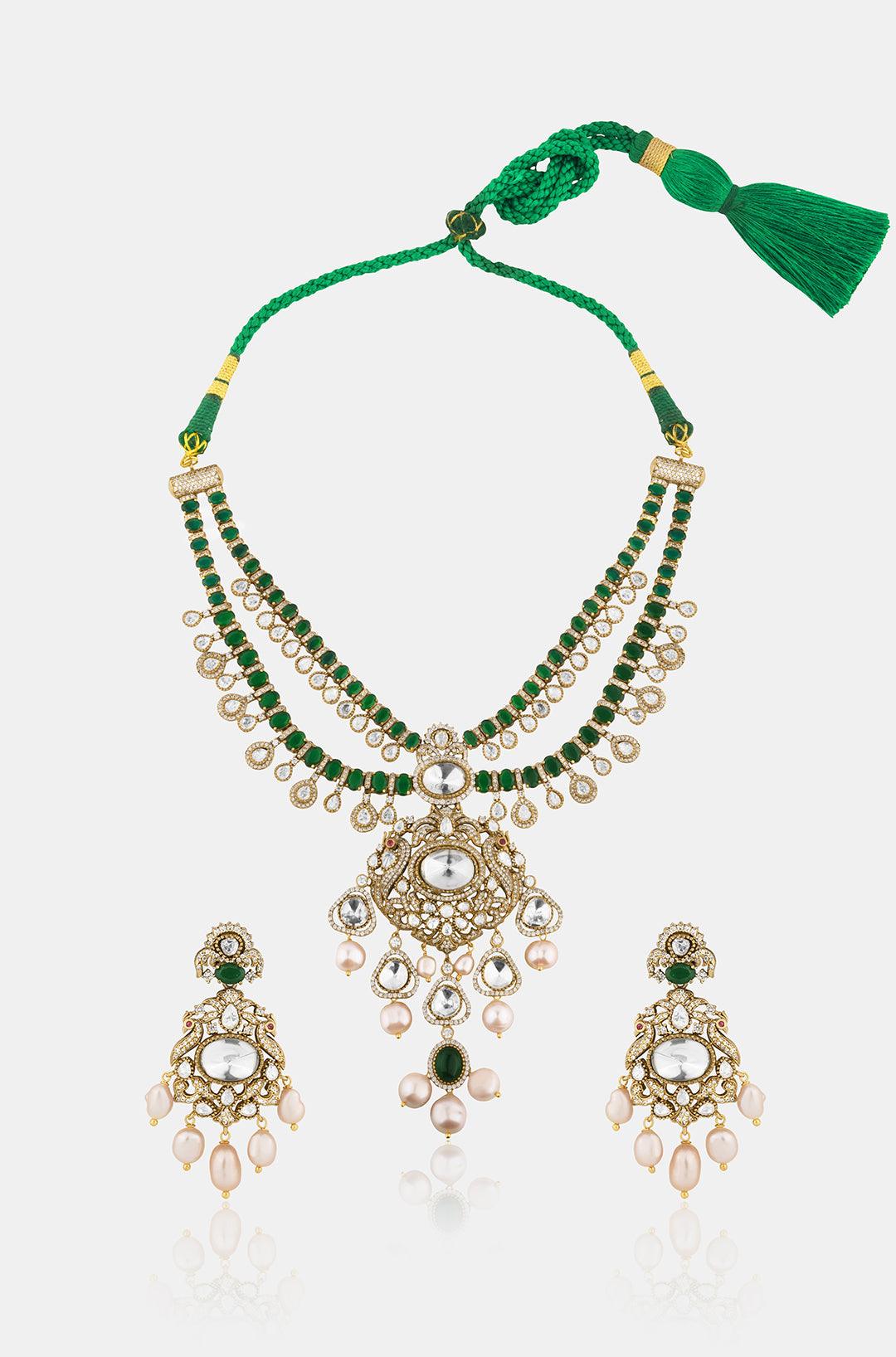 Glamorous Greens Emerald Necklace Set - Dyulokha