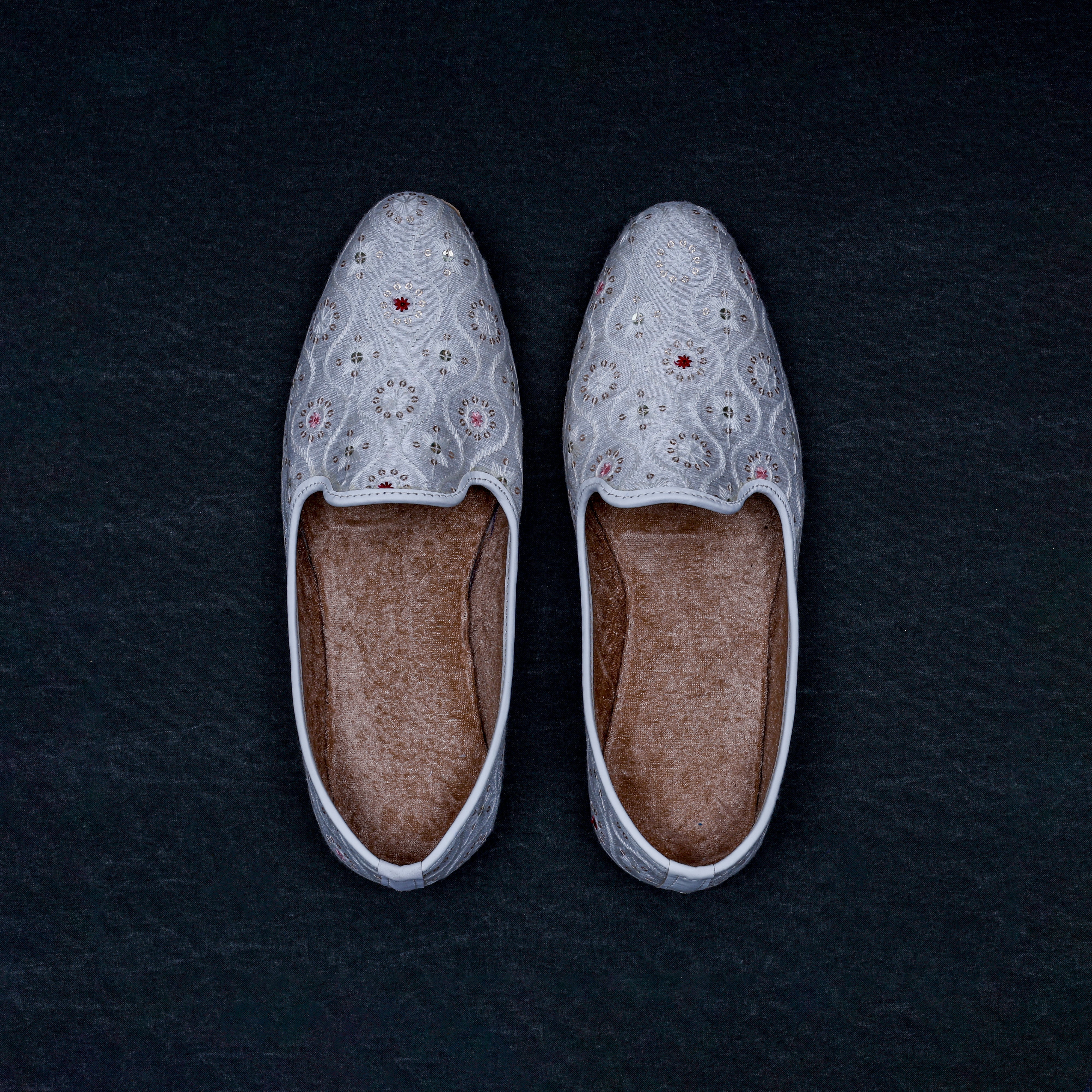 White Textured Almond Shape Jutti