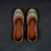 Handcrafted Gold Ethnic Jutti With Texture