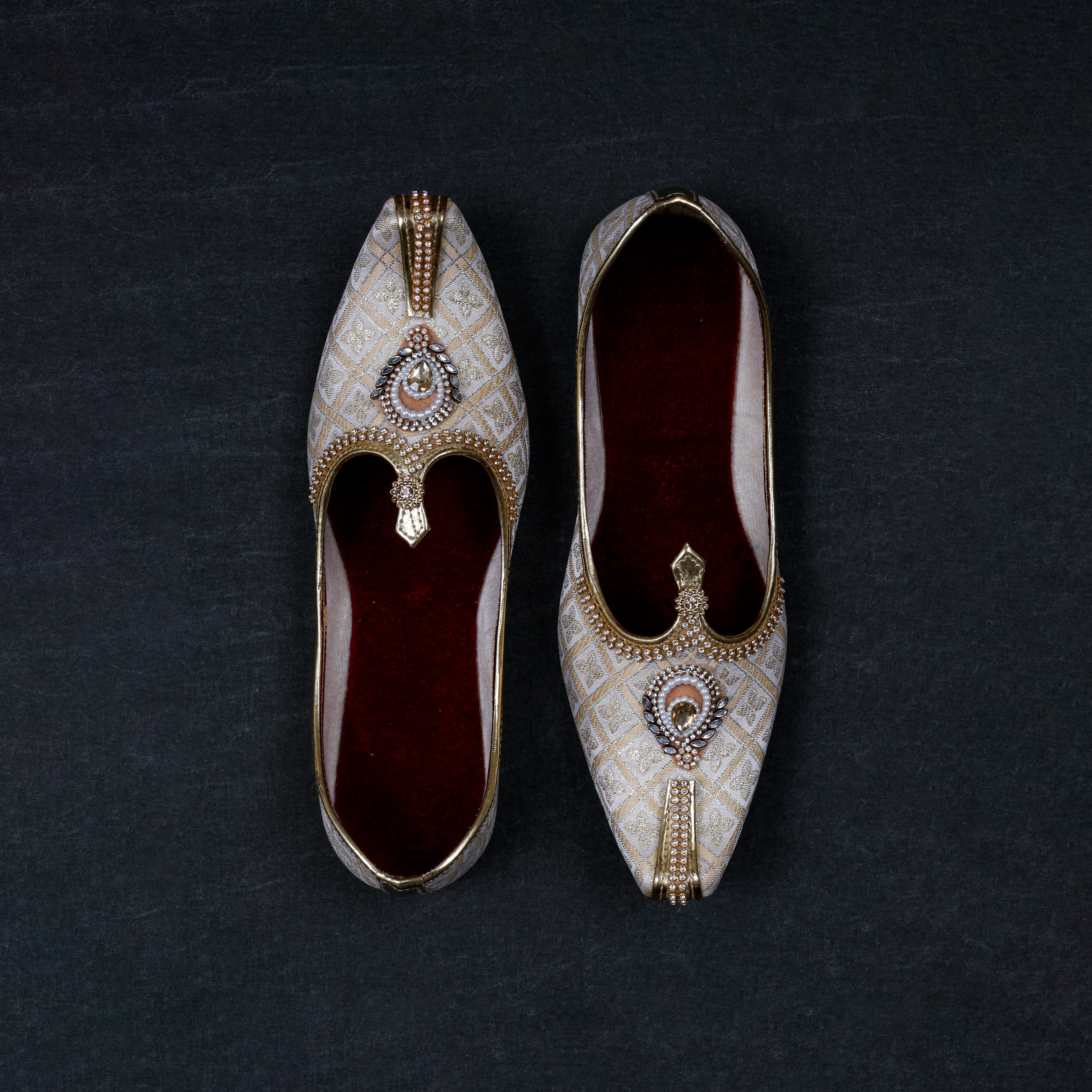 Gold Velvet Traditional Mojari