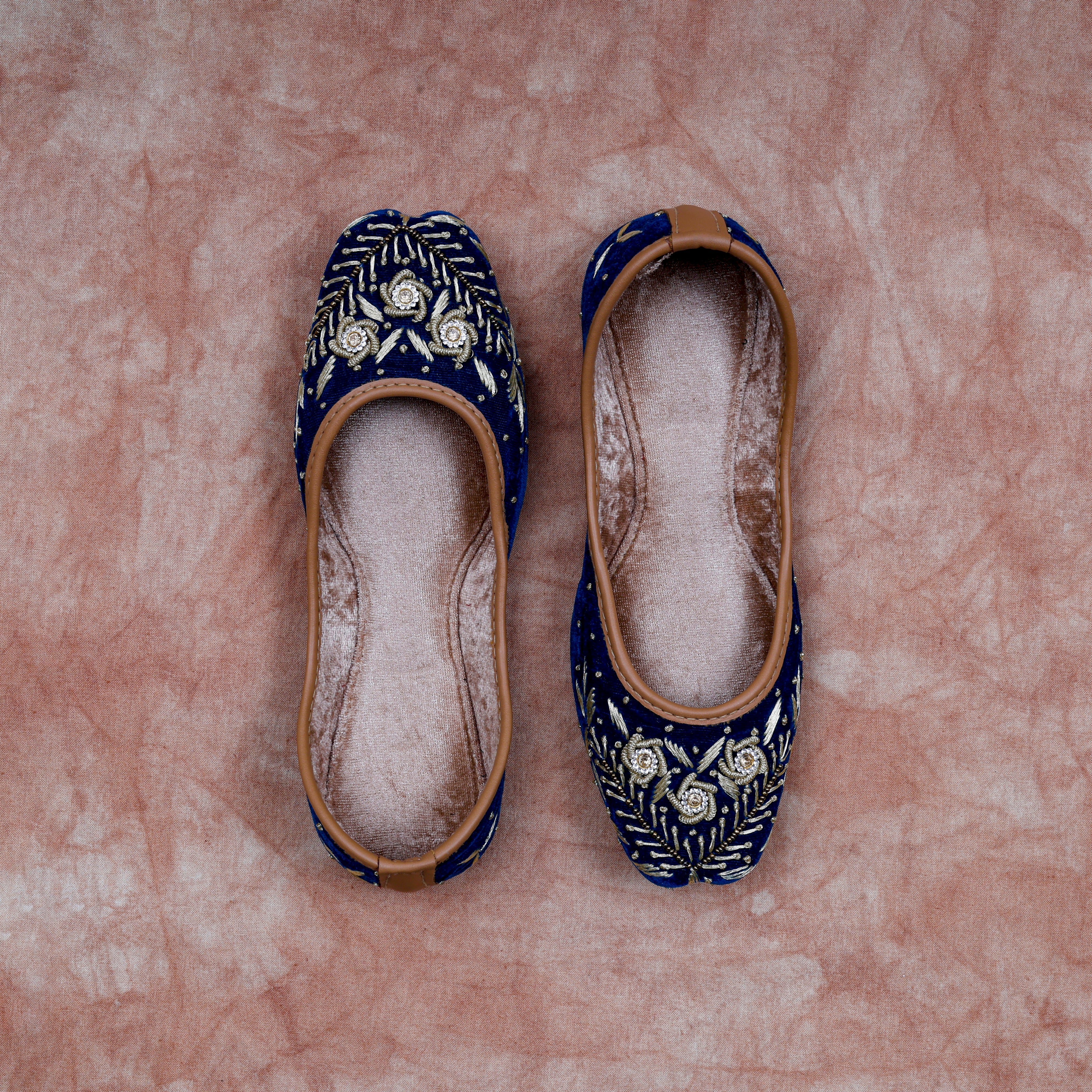 Blue Velvet Heritage Square Toe Jutti