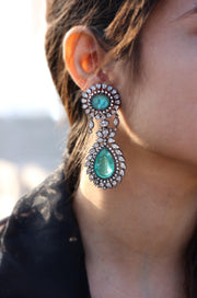 Emerald Swarovski Sparkle Earrings - Dyulokha