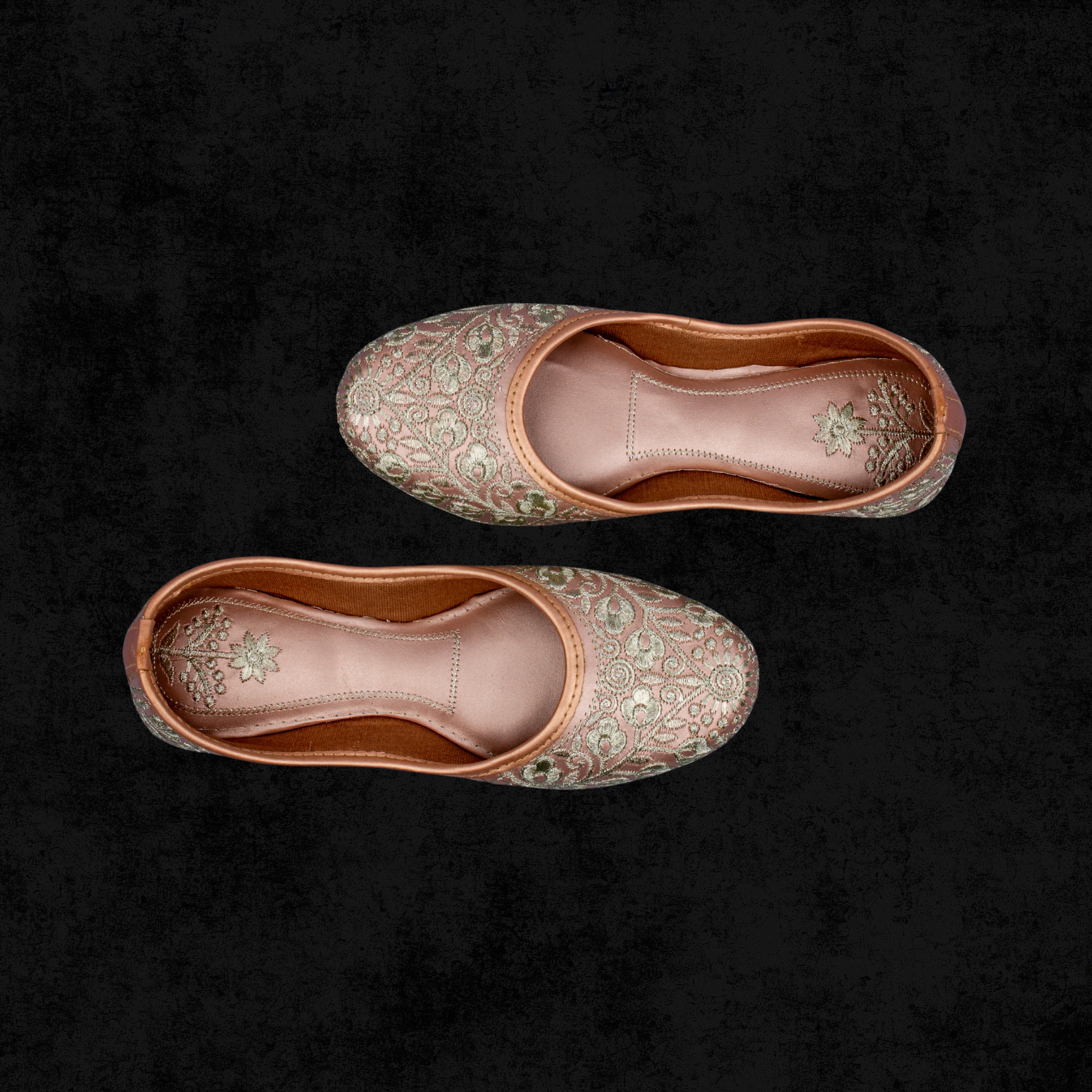 Gold Textured Handmade Ethnic Jutti