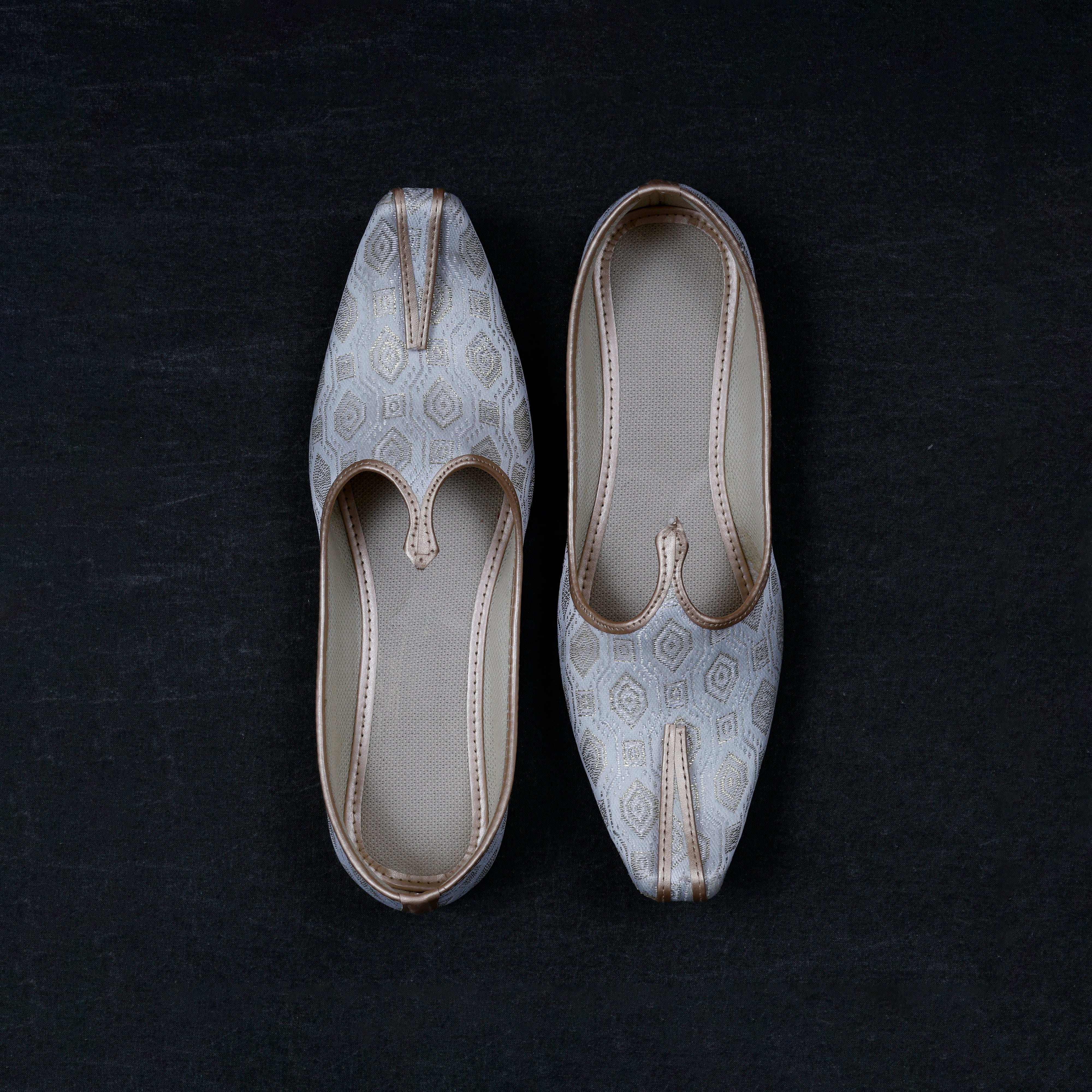 White Textured Handcrafted Mojari Flats