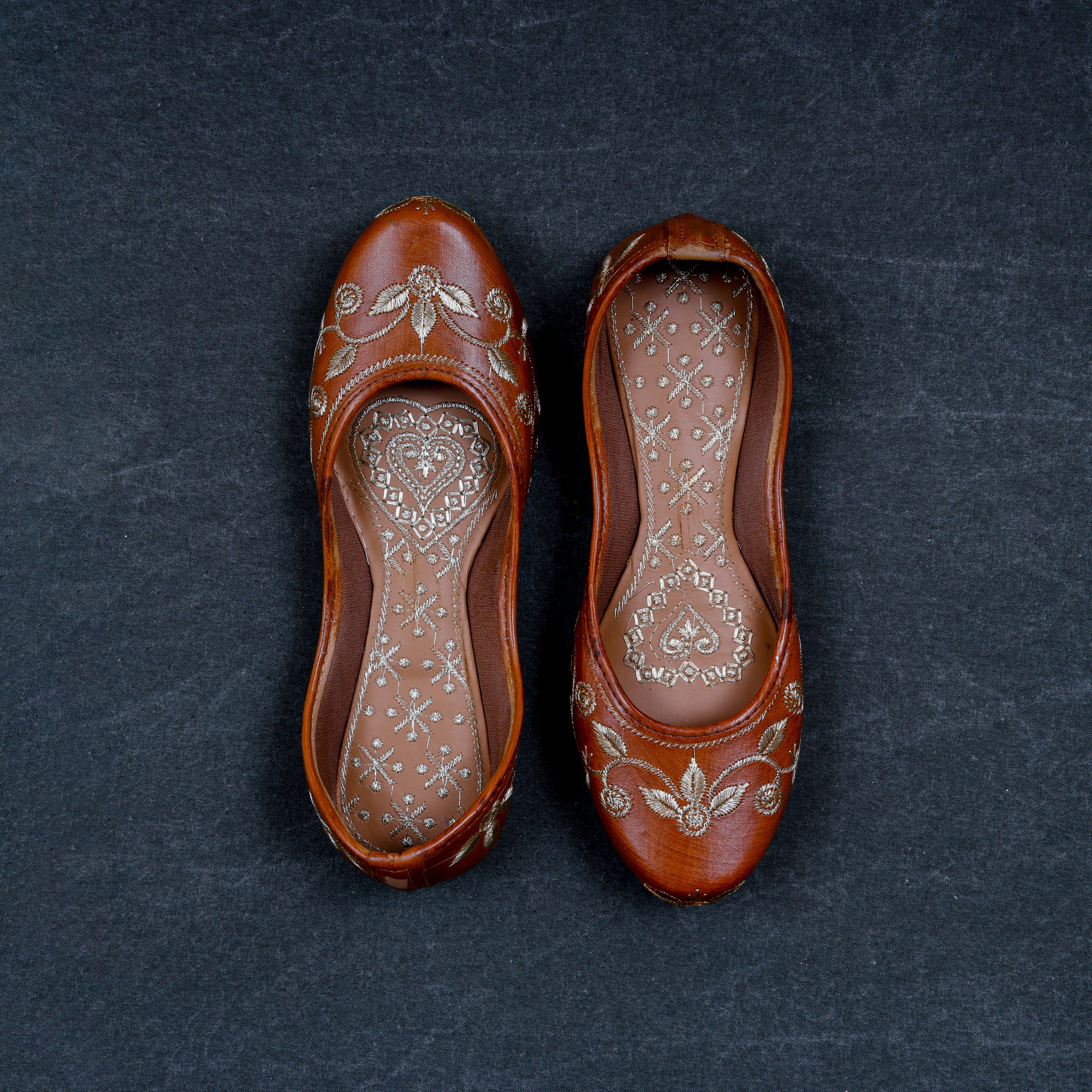 Handcrafted Tan Almond Shape Ethnic Jutti