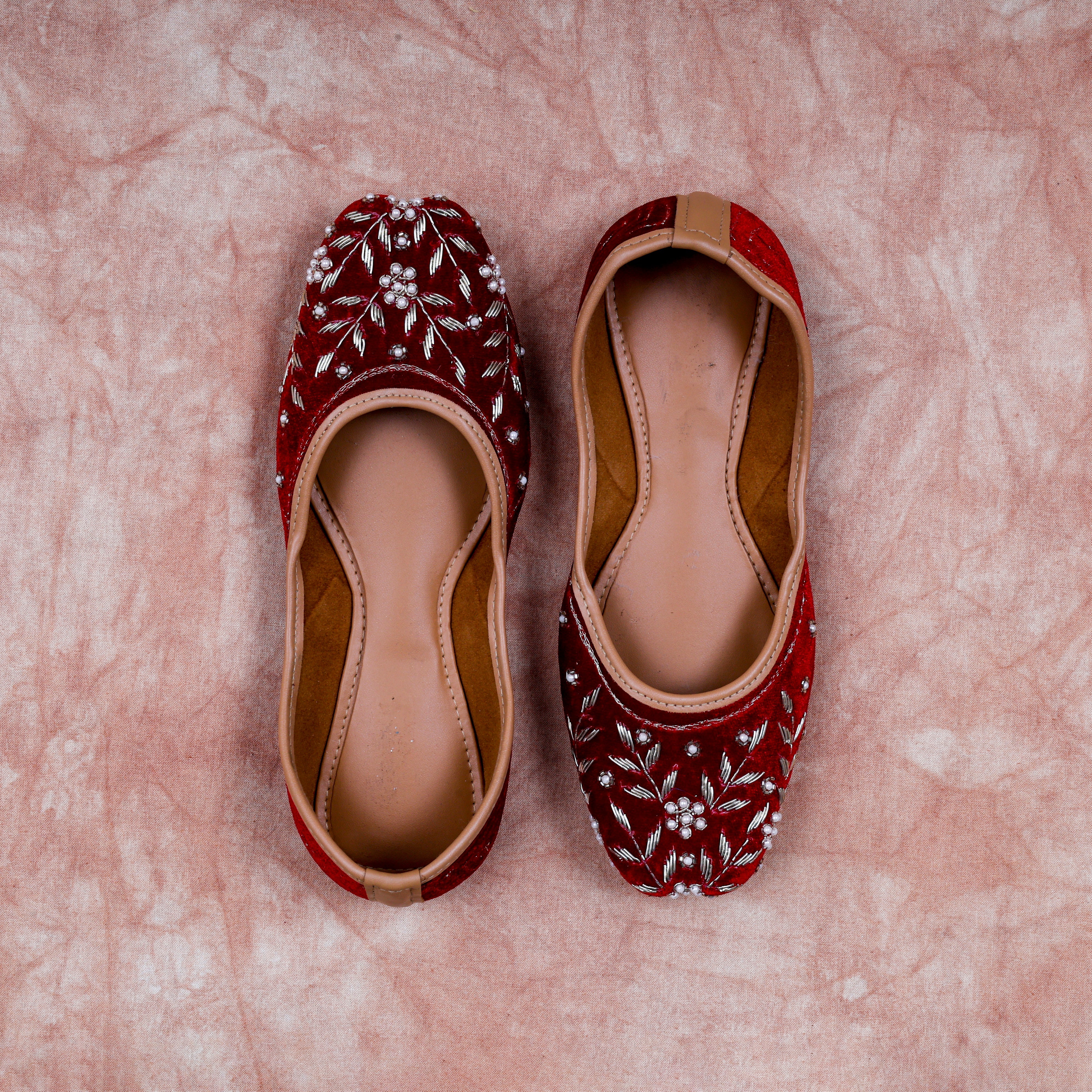 Maroon Velvet Two Tone Ethnic Jutti
