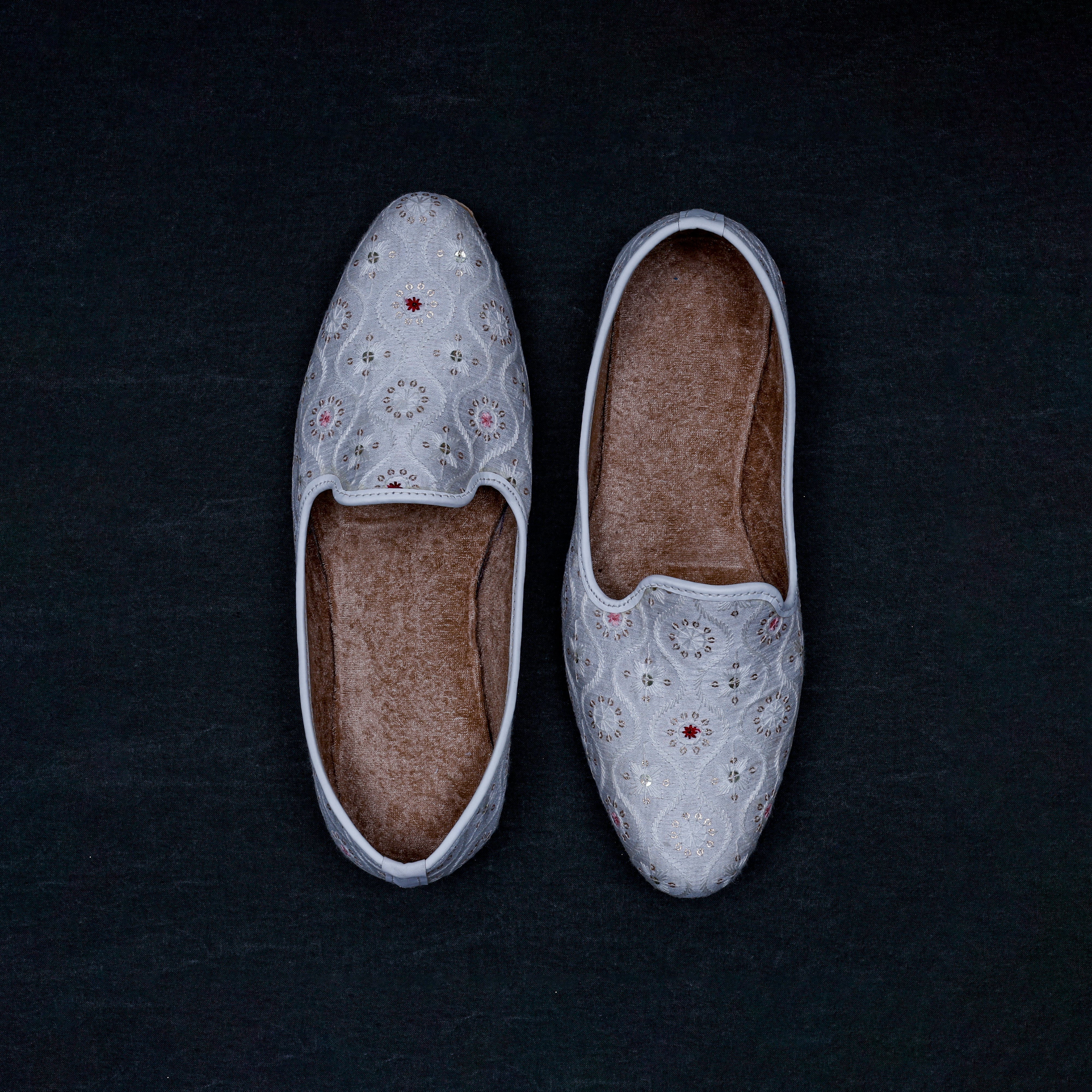 White Textured Almond Shape Jutti
