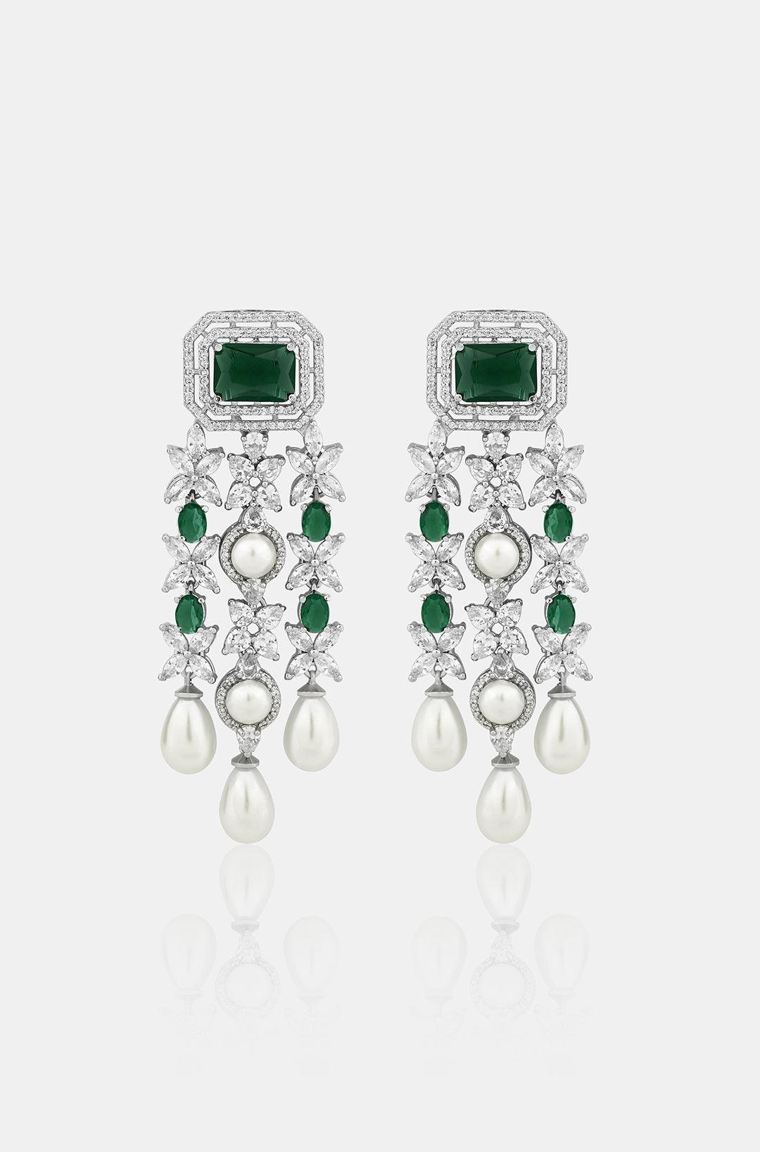 Emerald Elegance Layered Diamond Necklace Set - Dyulokha