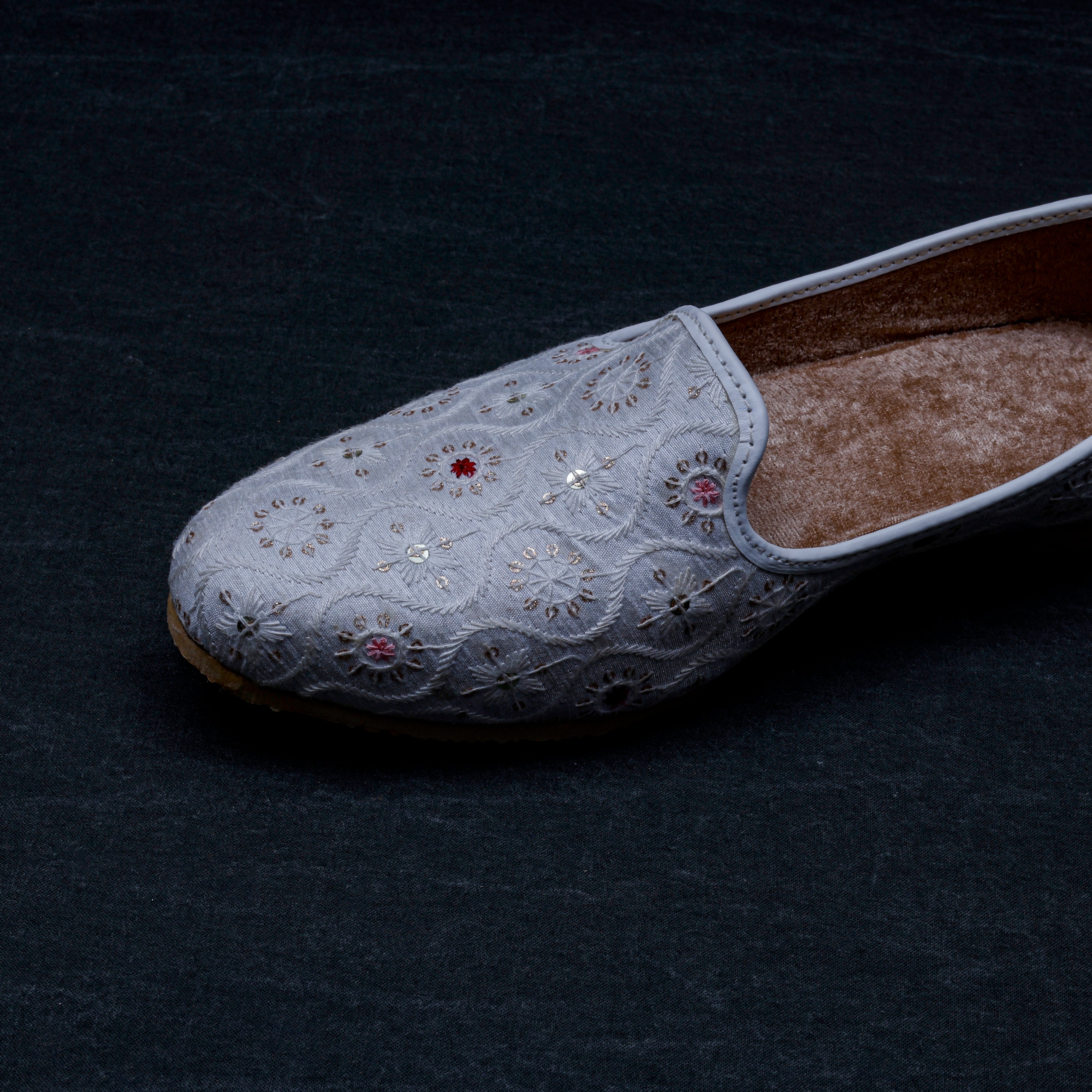 White Textured Almond Shape Jutti