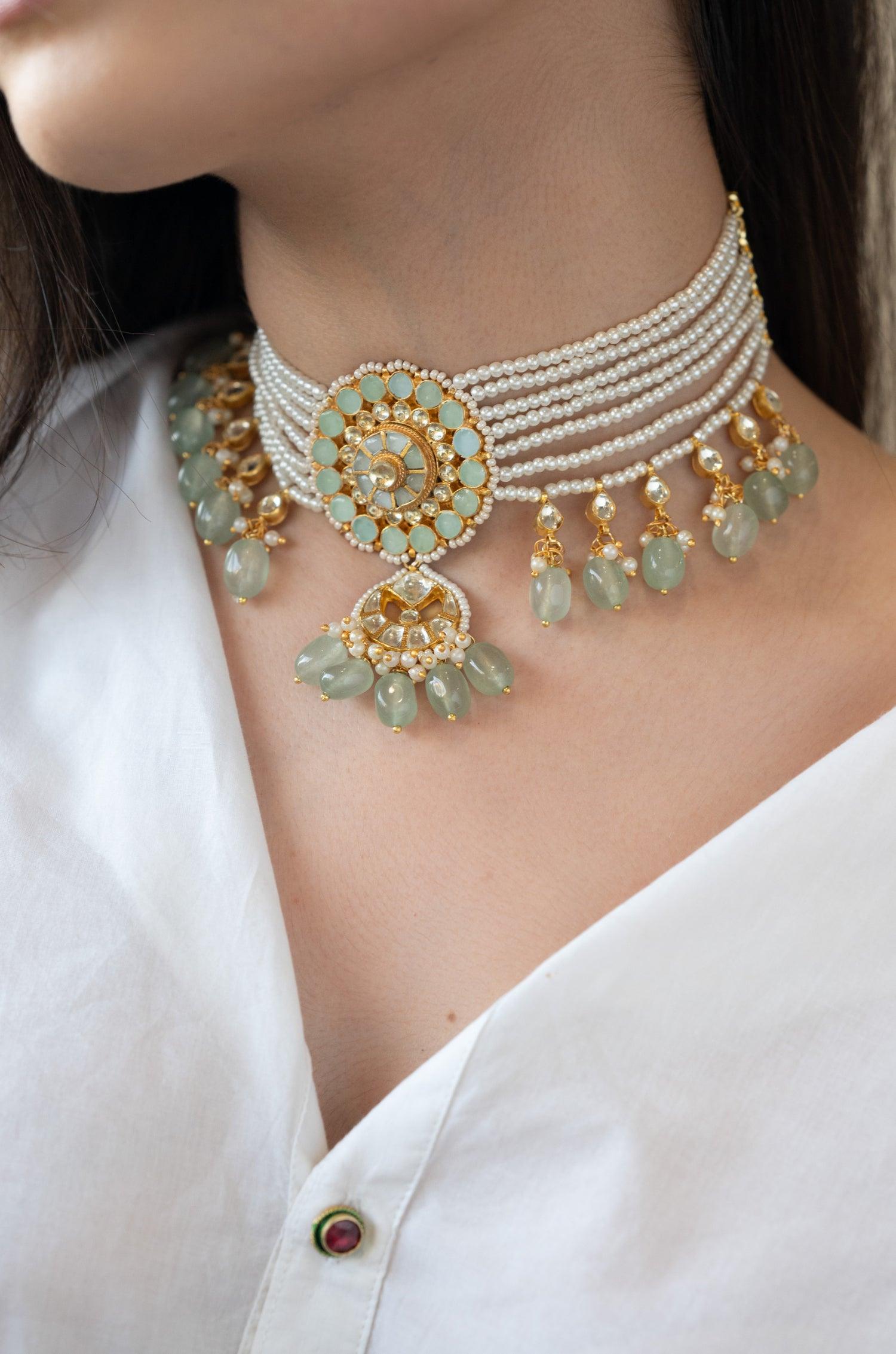 Pastel Mint Pearl Necklace - Dyulokha