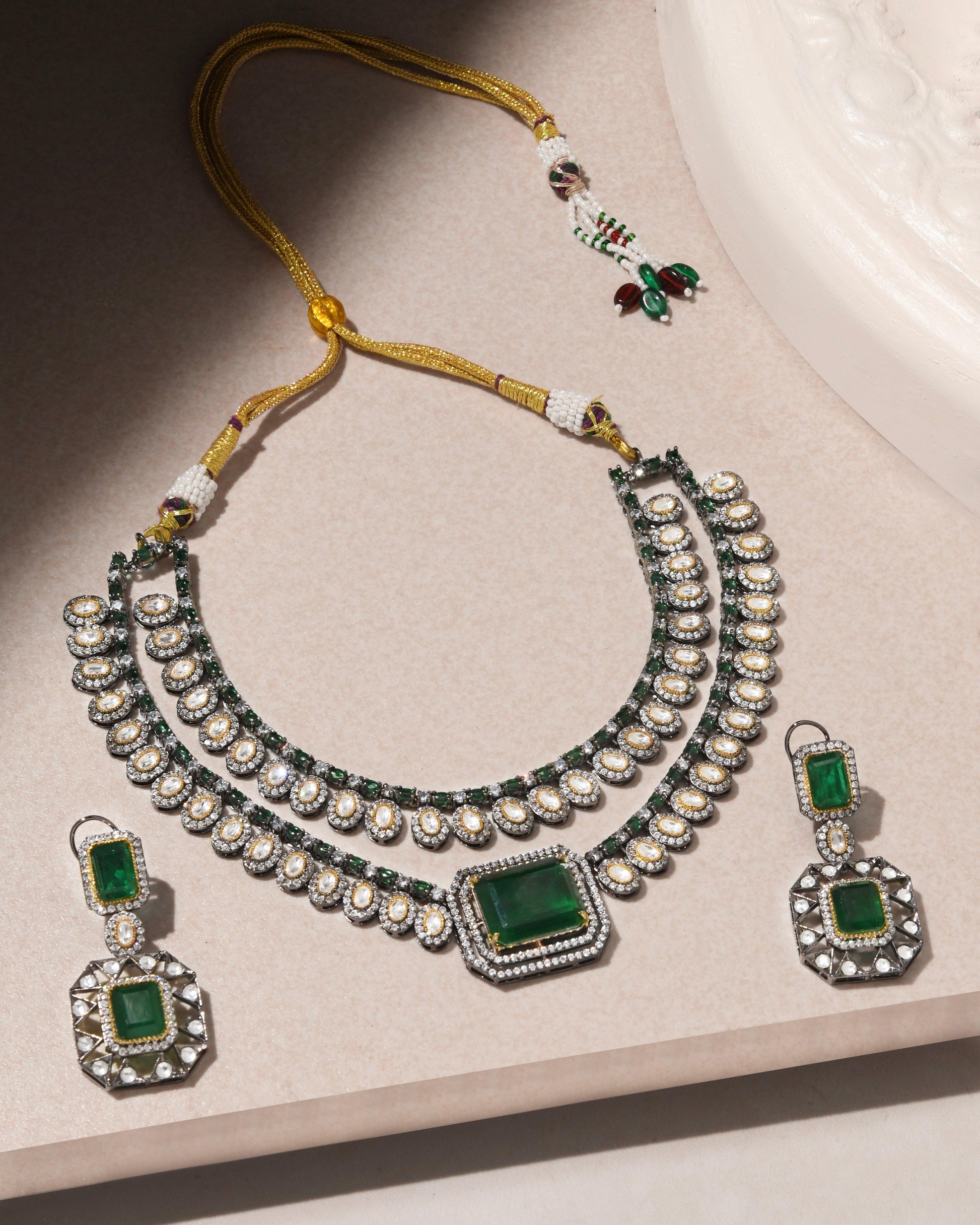 Emerald Majesty Victorian Polki Set - Dyulokha