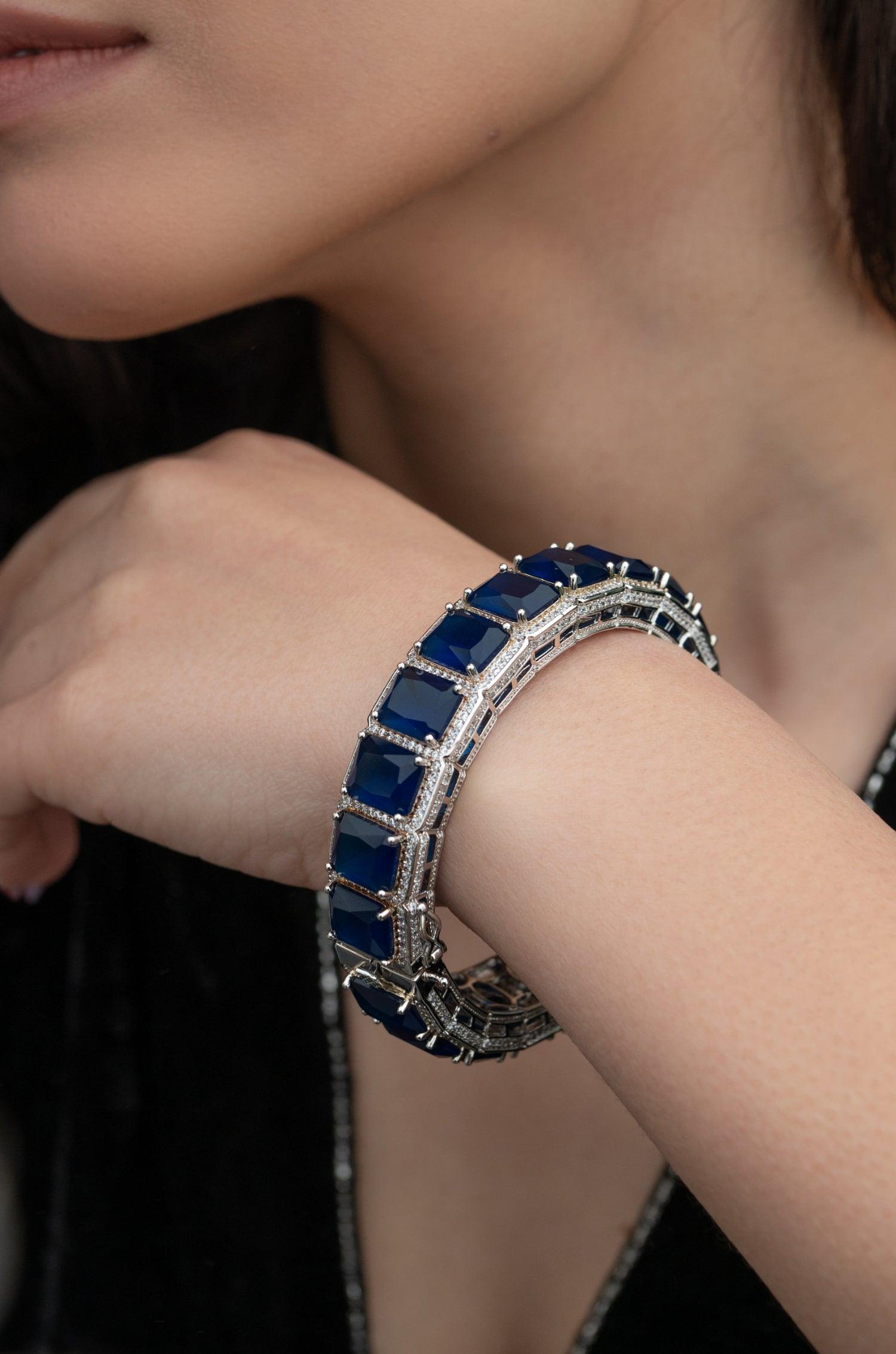 Victorian Blue Splendor Bangle - Dyulokha