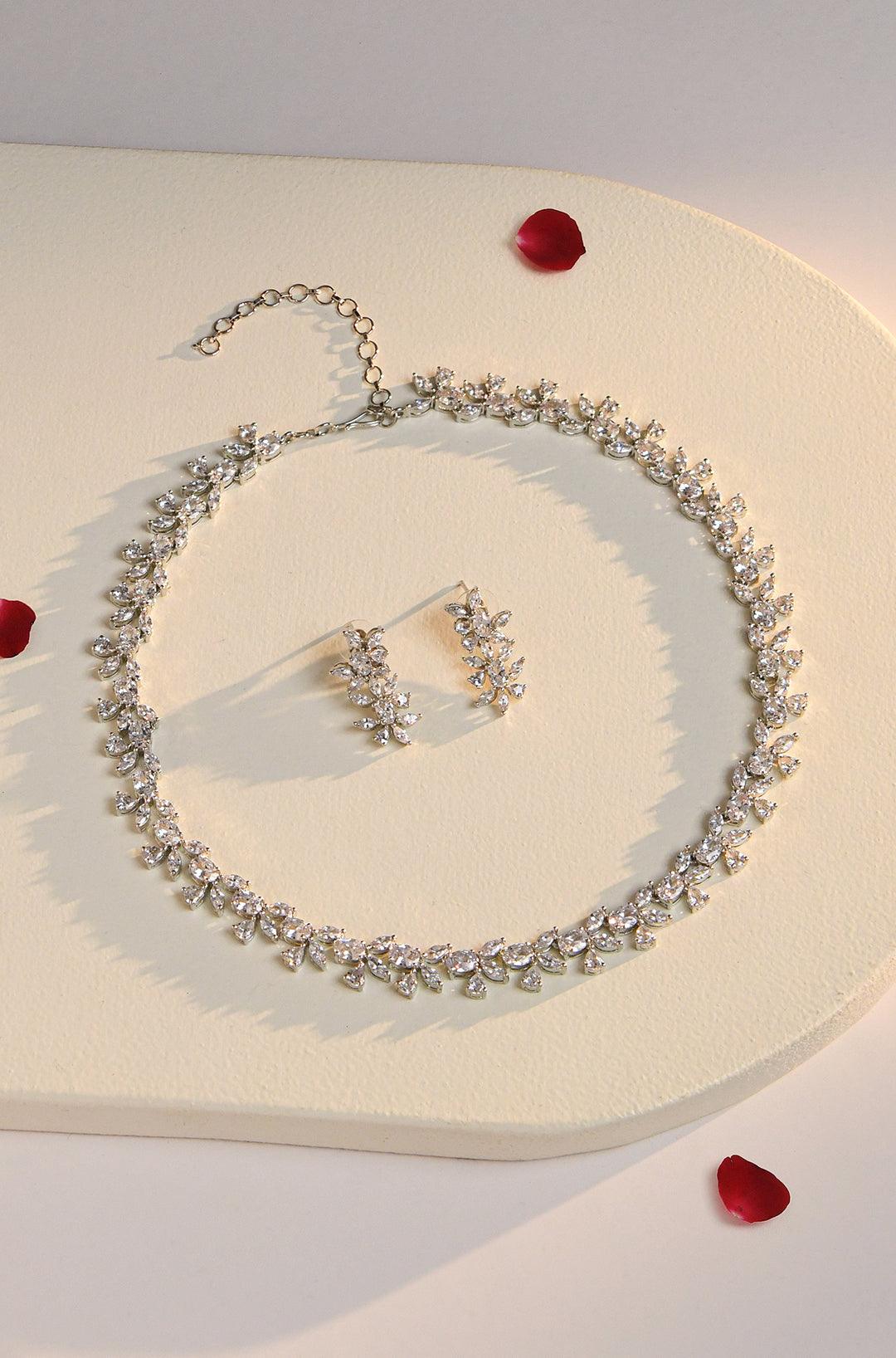 Dazzling Simplicity Diamond Necklace Set - Dyulokha