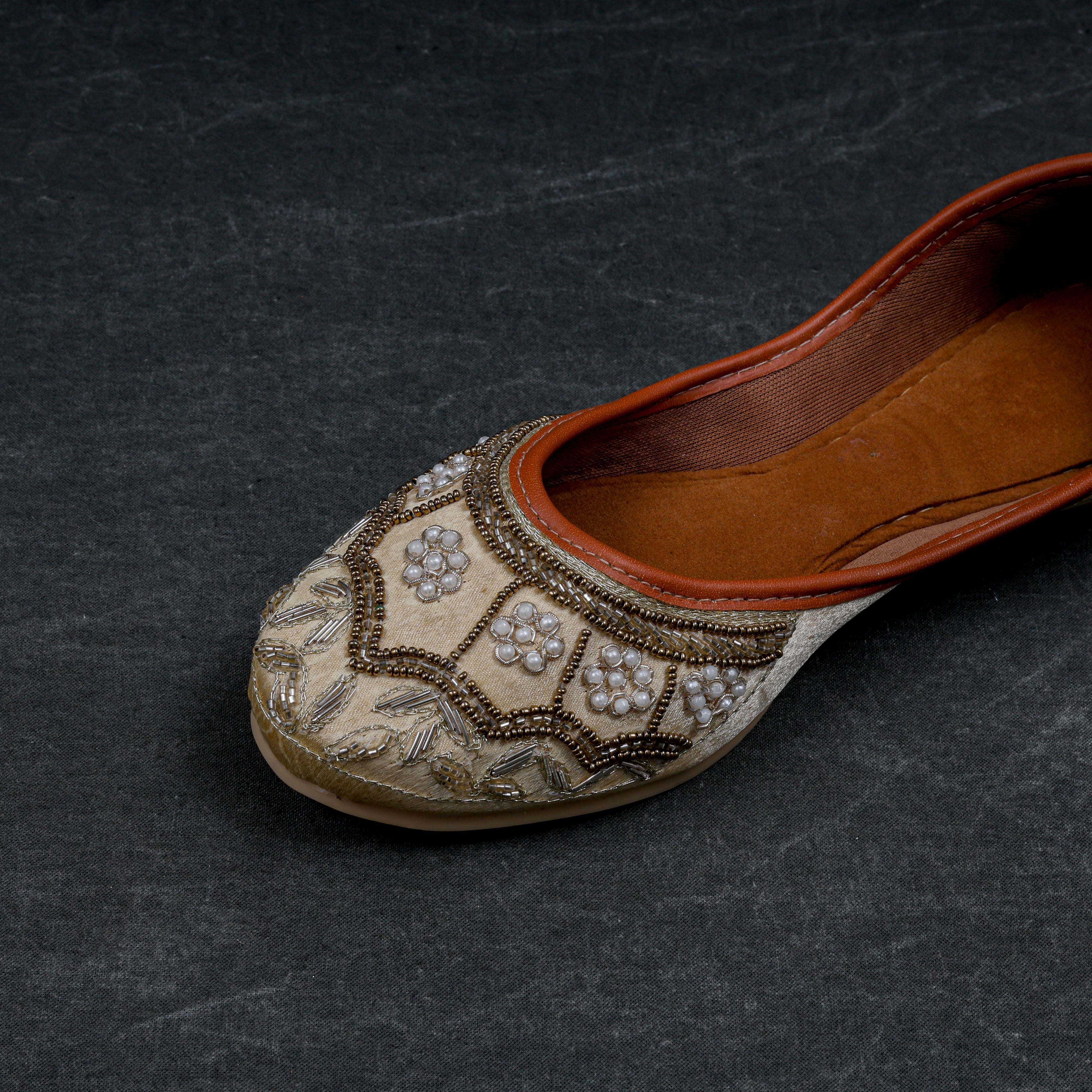 Handcrafted Gold Ethnic Jutti With Texture