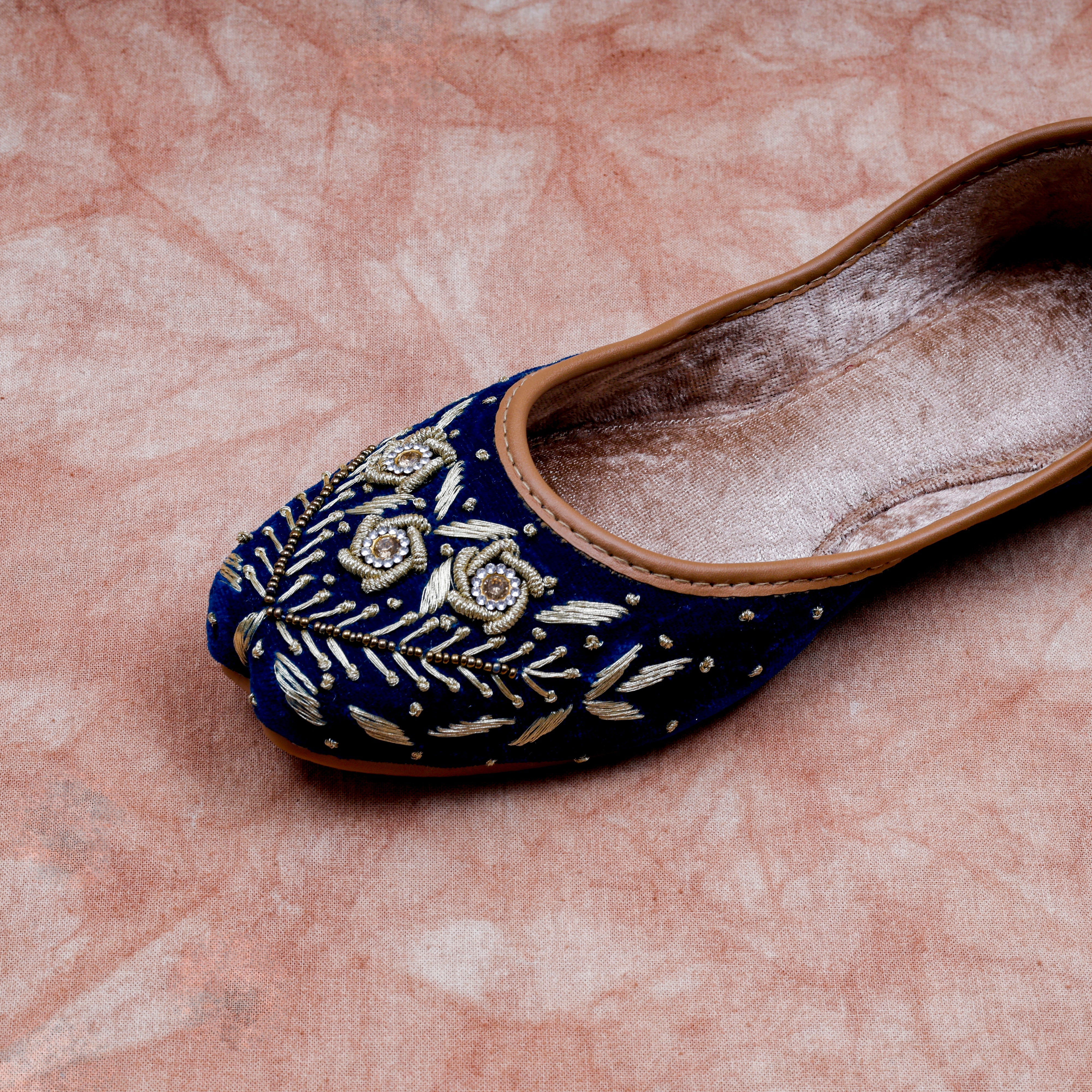 Blue Velvet Heritage Square Toe Jutti