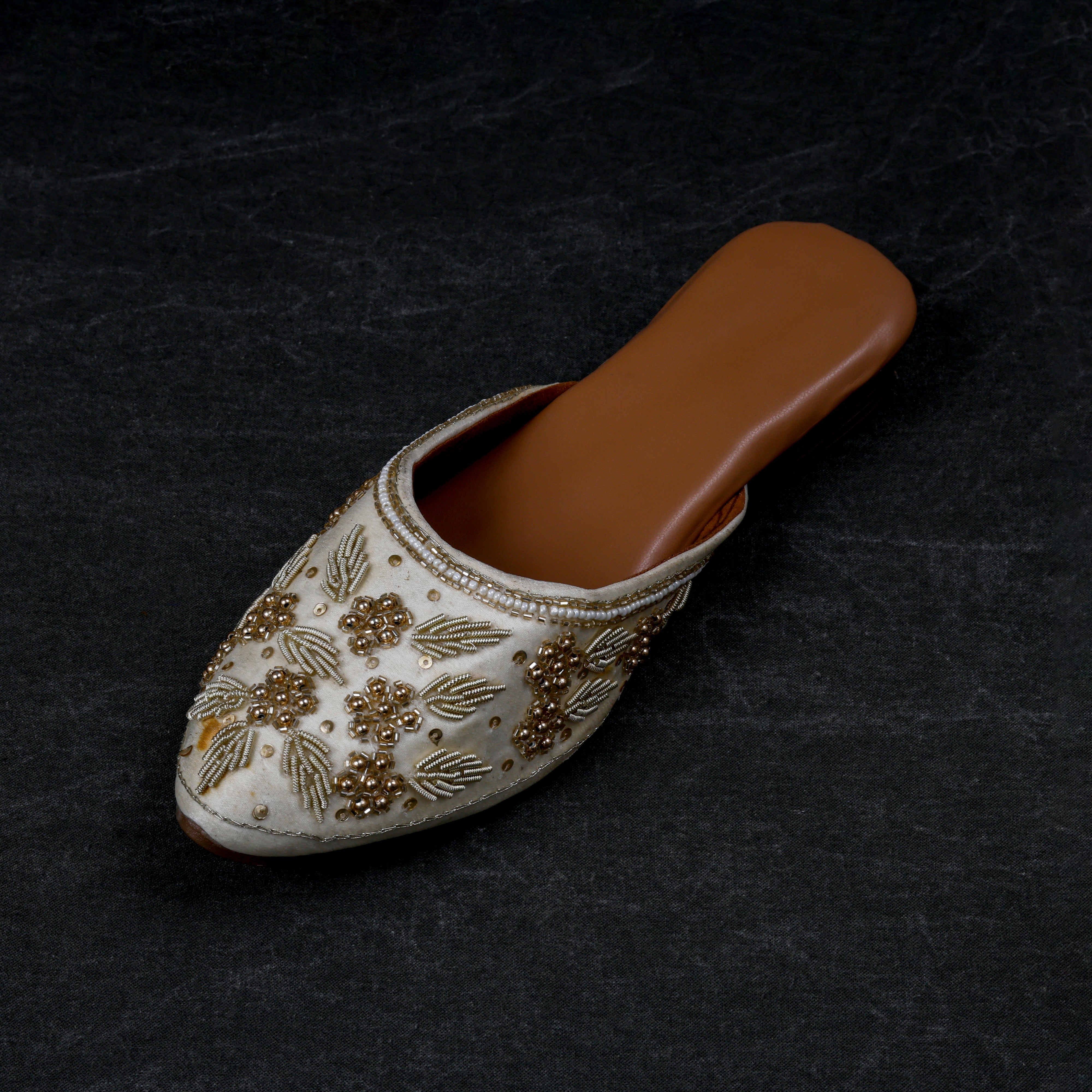 Cream Textured Fabric Pointed Mules