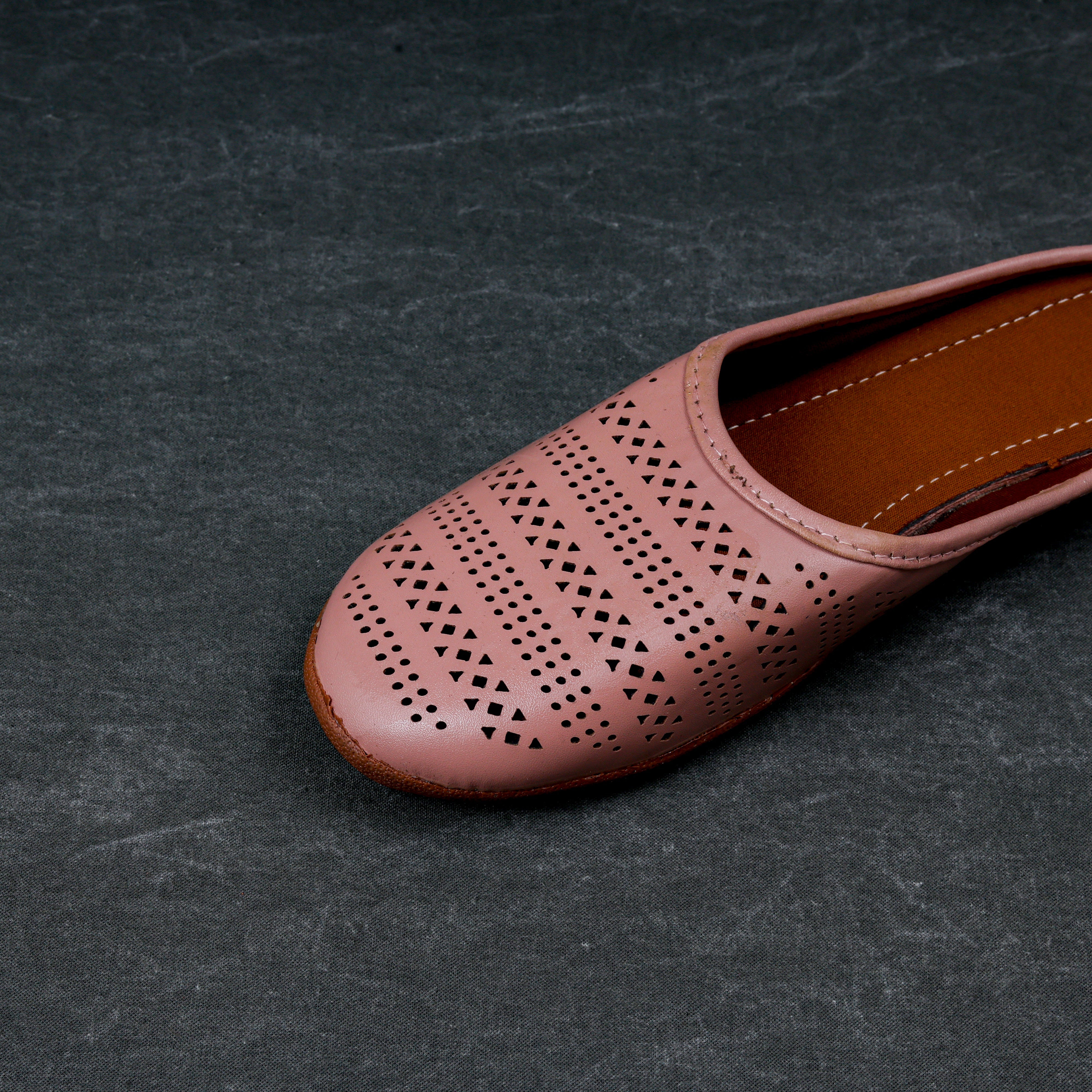 Peach Textured Rexine Jutti Mules