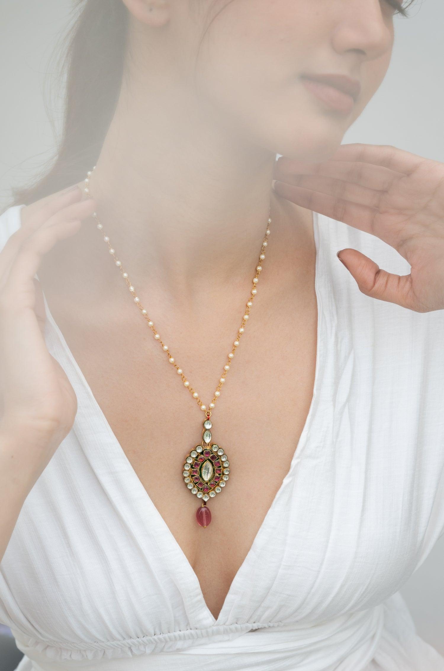 Red Kundan Pendant Pearl Necklace - Dyulokha