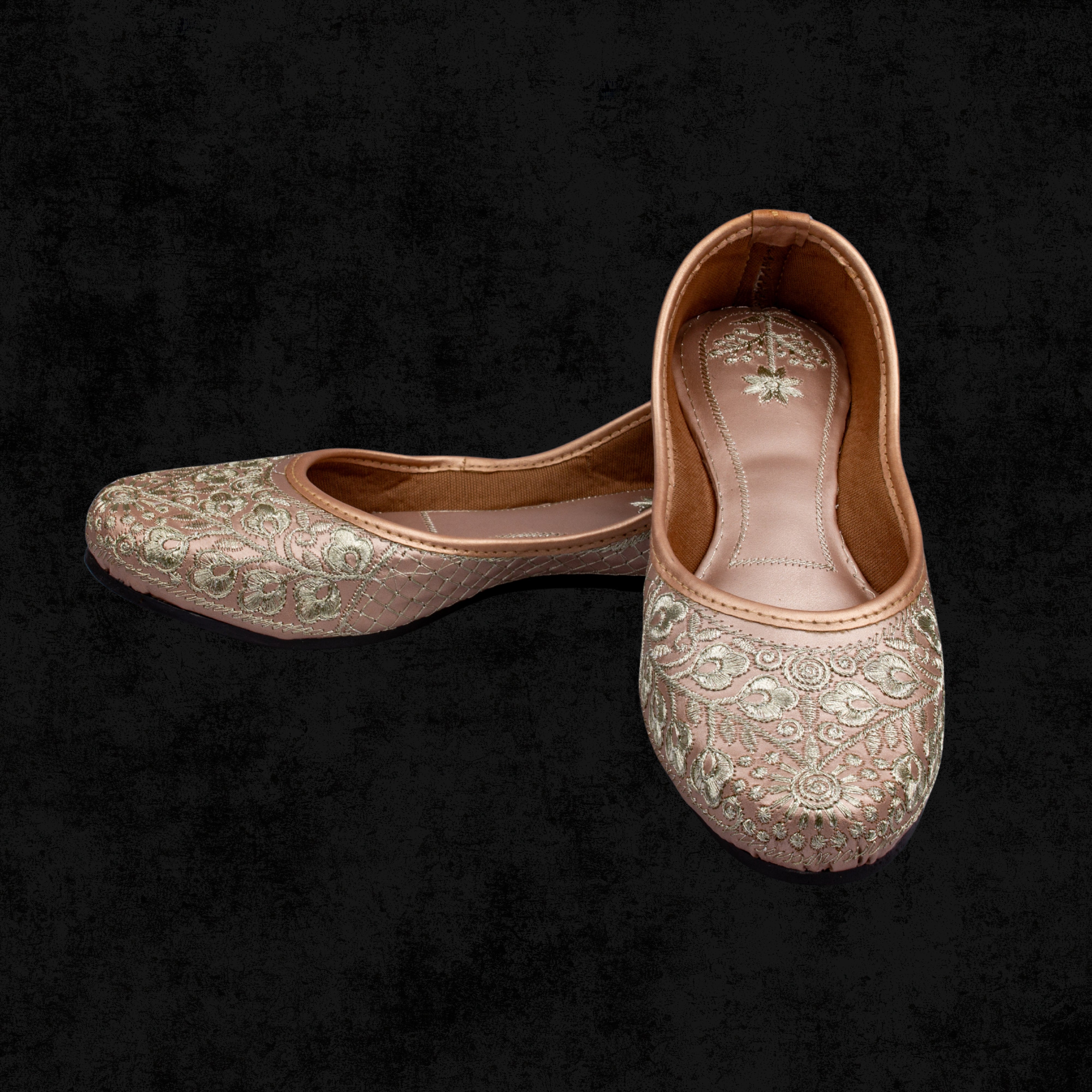 Gold Textured Handmade Ethnic Jutti