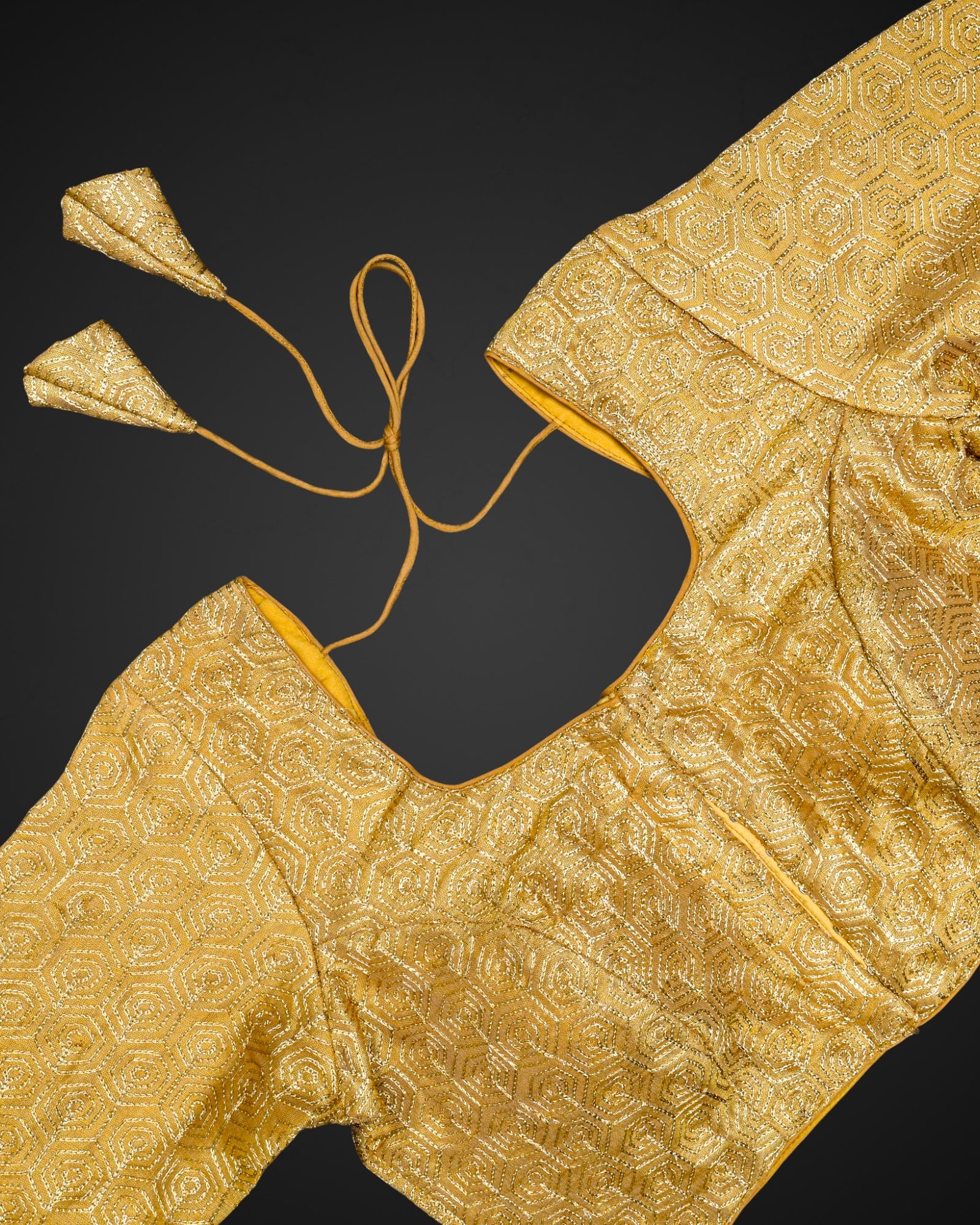 Chic U Neck Blouse A Modern Twist on Tradition