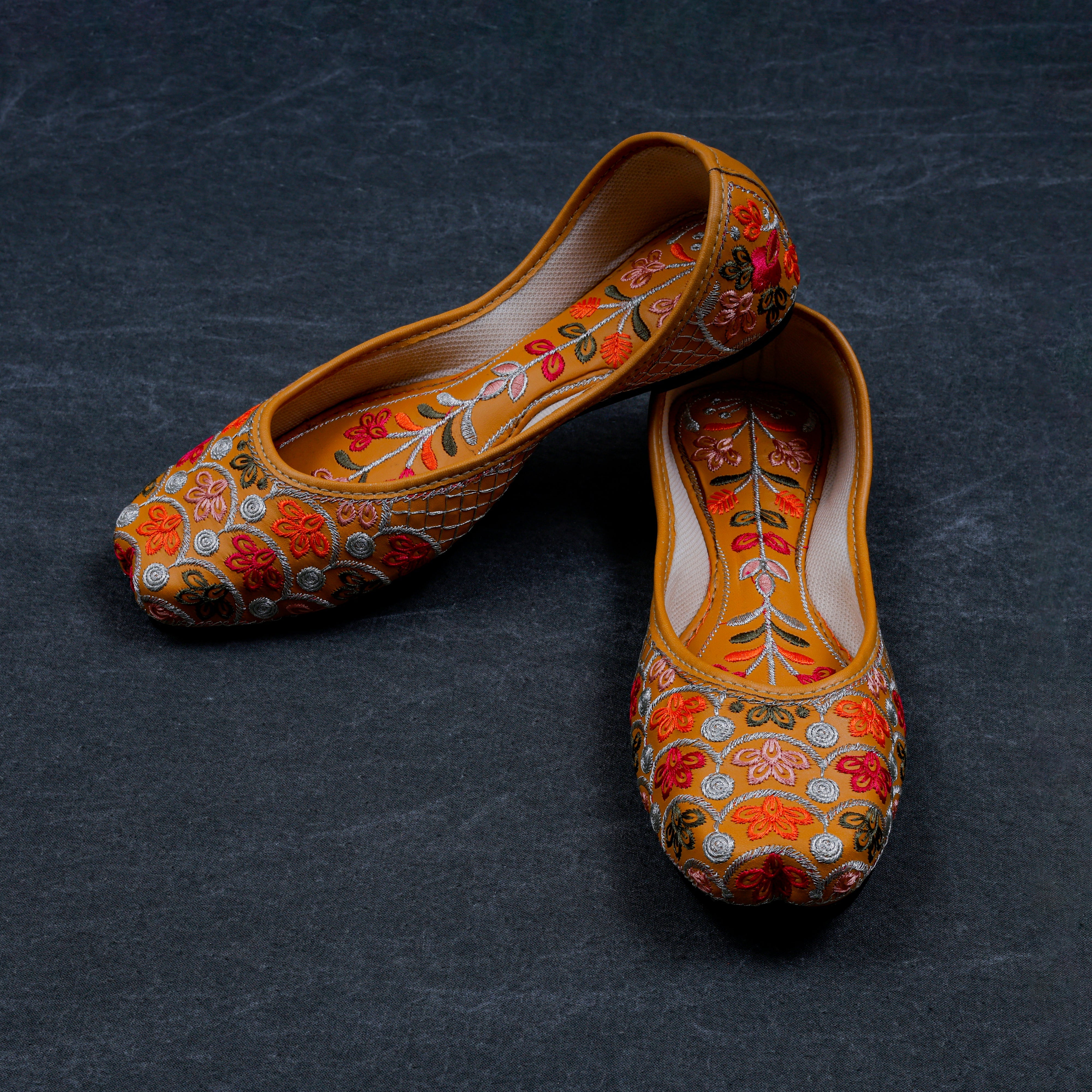 Textured Tan Comfortable Ethnic Jutti