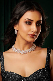 Dazzling Grace Diamond Choker Set - Dyulokha
