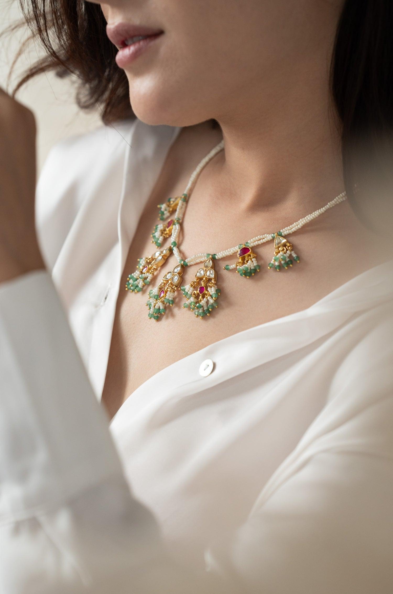 Minty Fresh Pearl Necklace - Dyulokha