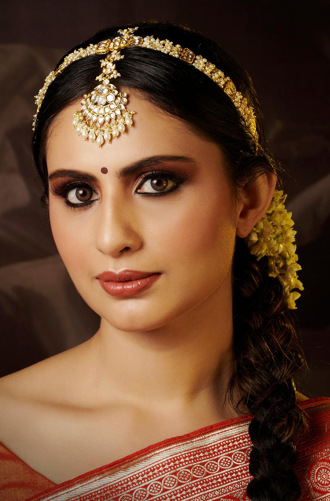 Opulent Kundan Matha Patti - Dyulokha