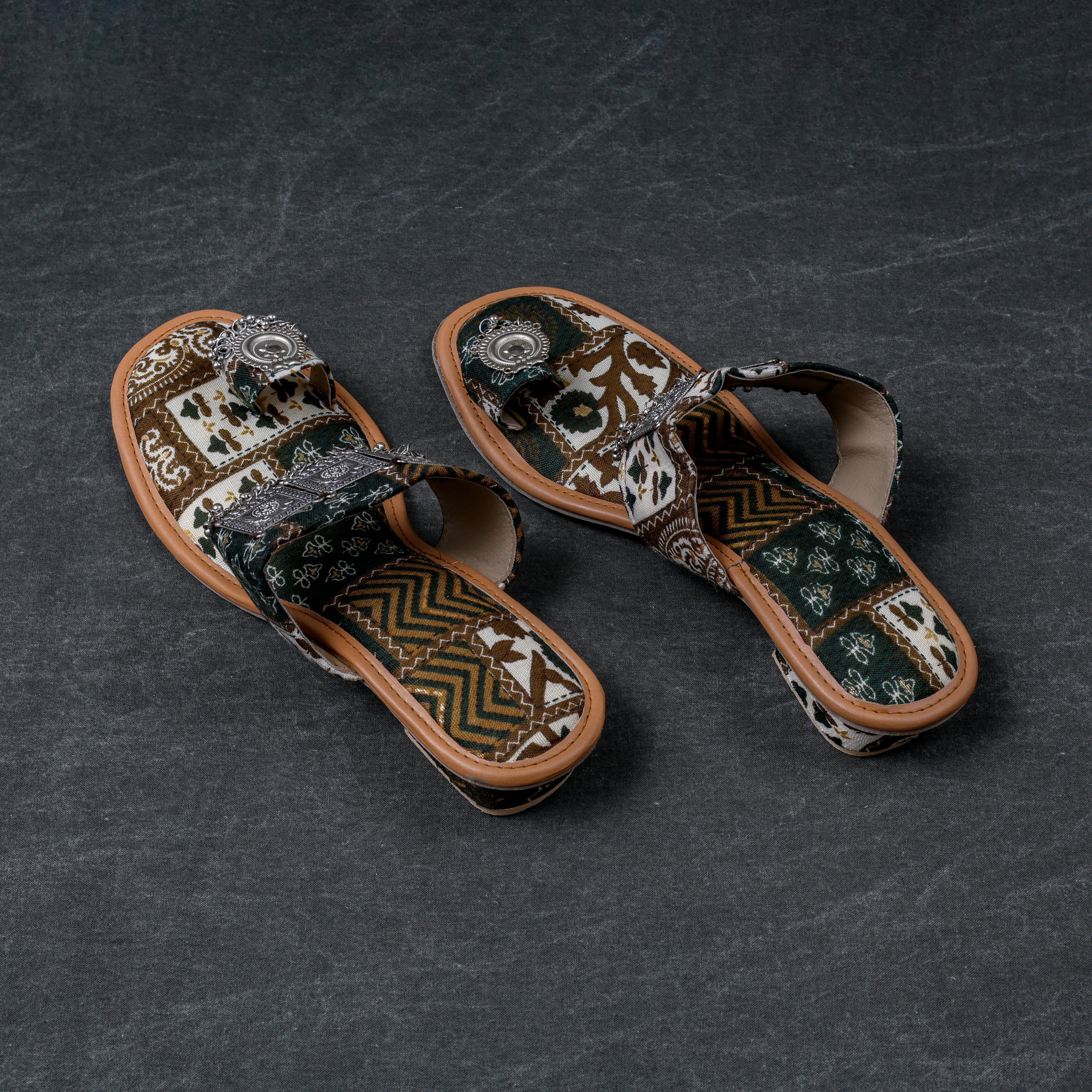 Green Two Tone Ethnic Flats