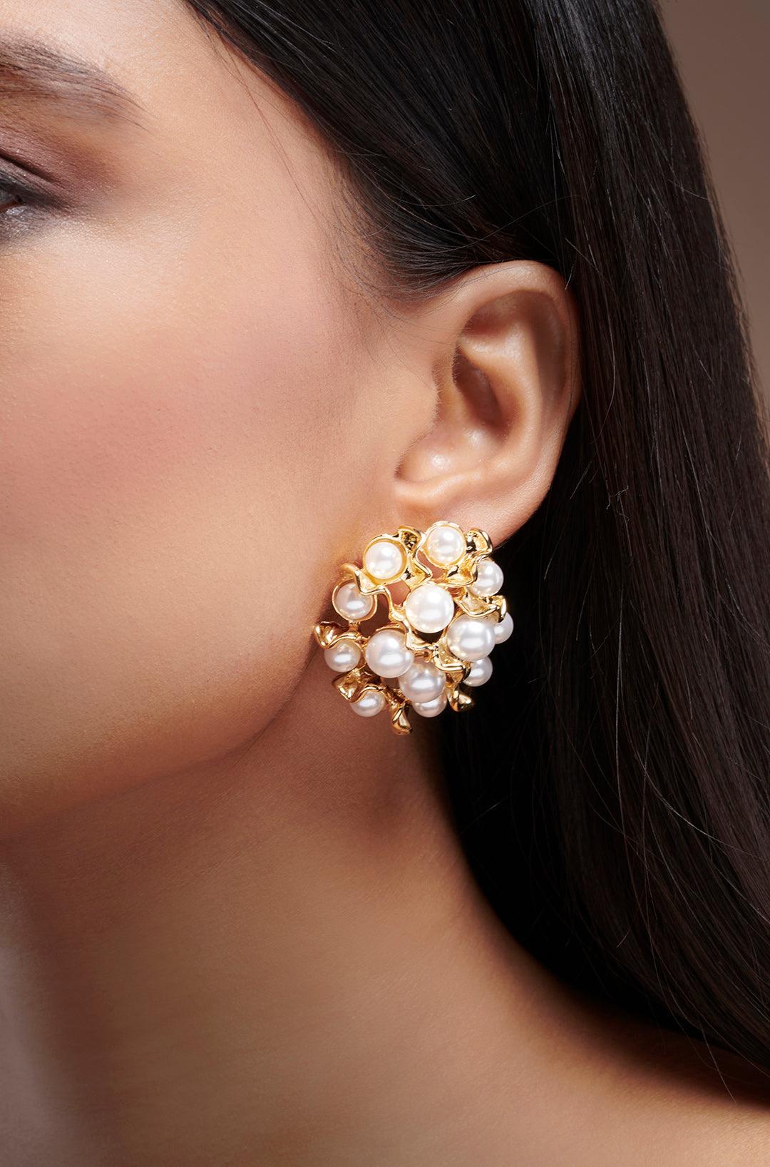 Pearlescent Stud Earrings - Dyulokha