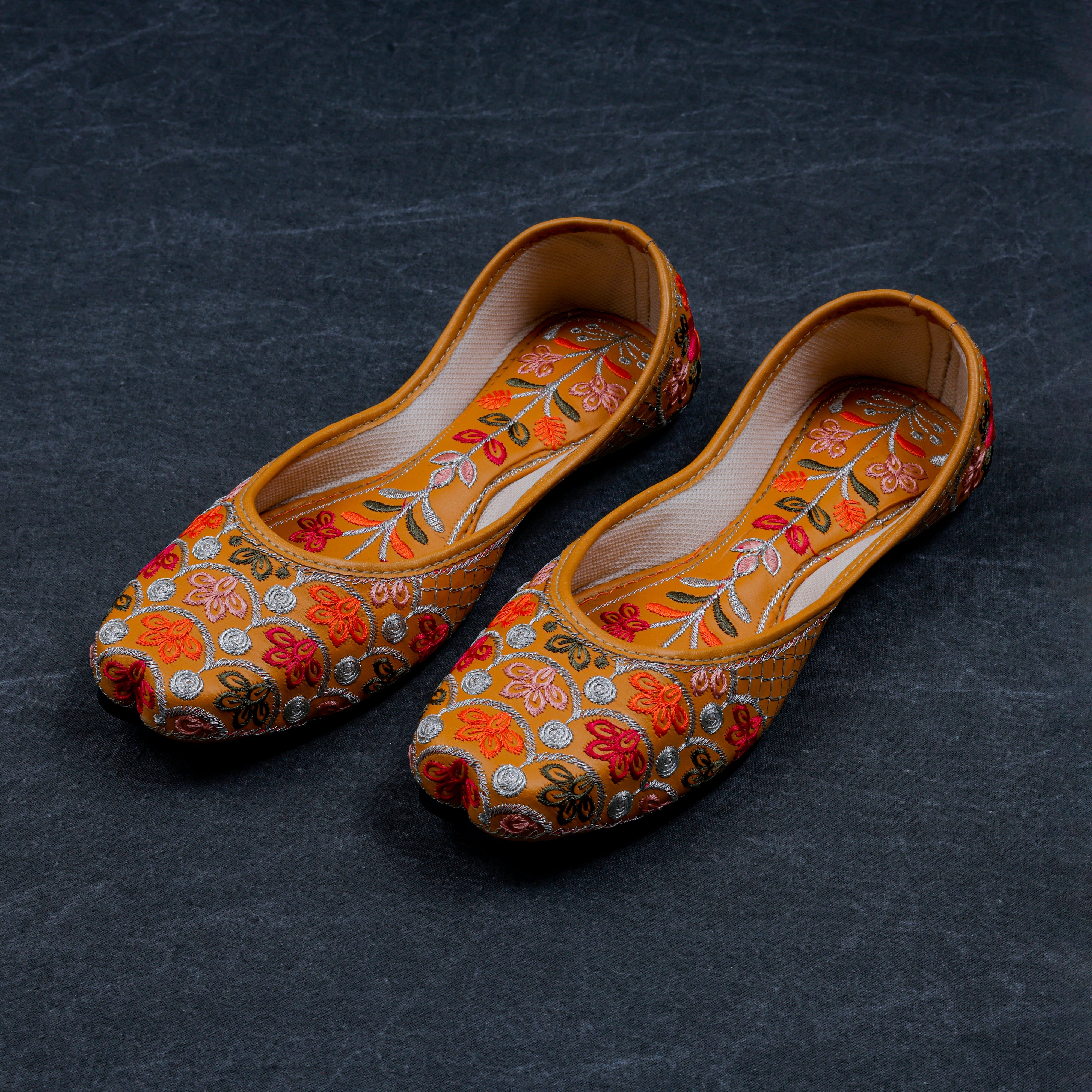 Textured Tan Comfortable Ethnic Jutti