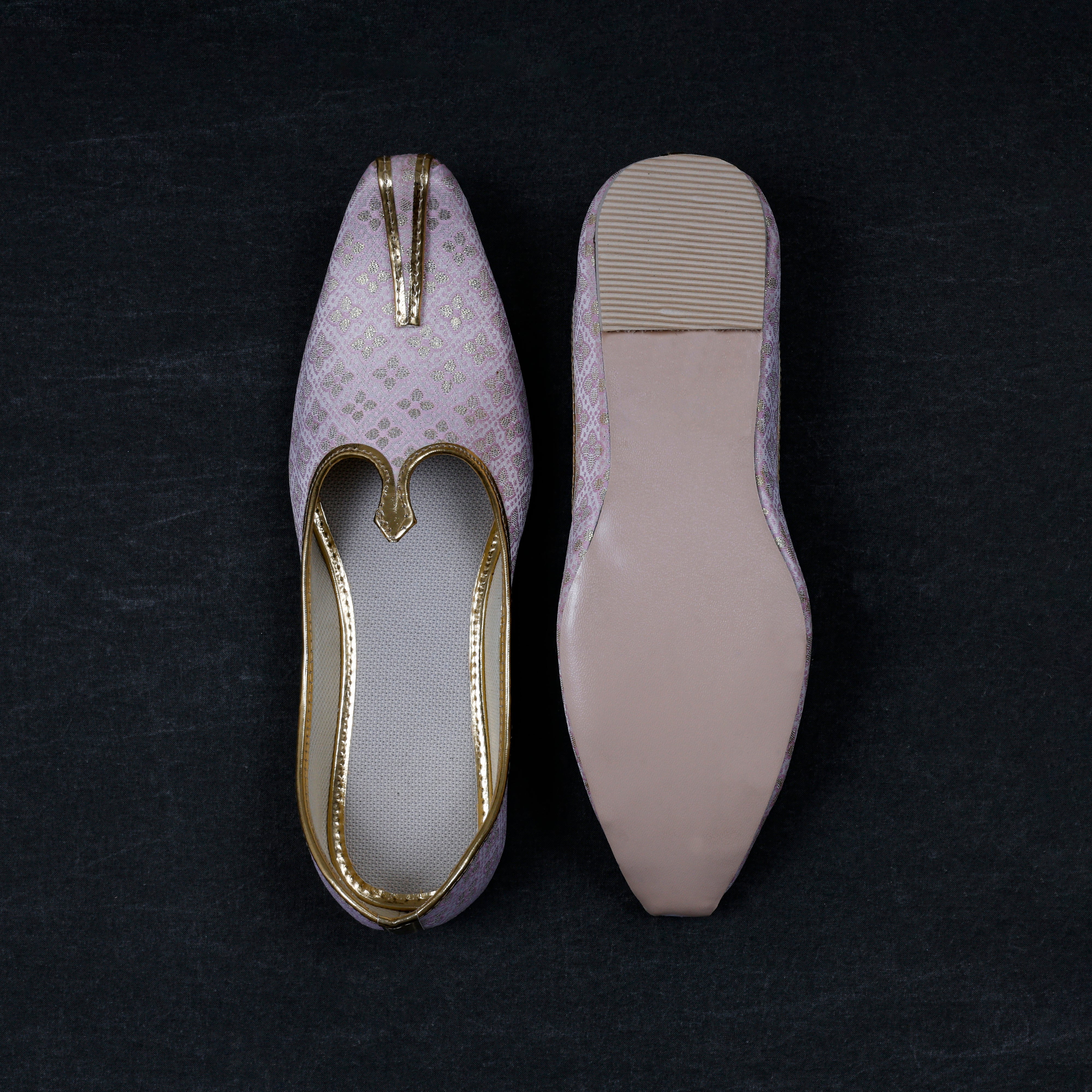 Textured Baby Pink Ethnic Mojari