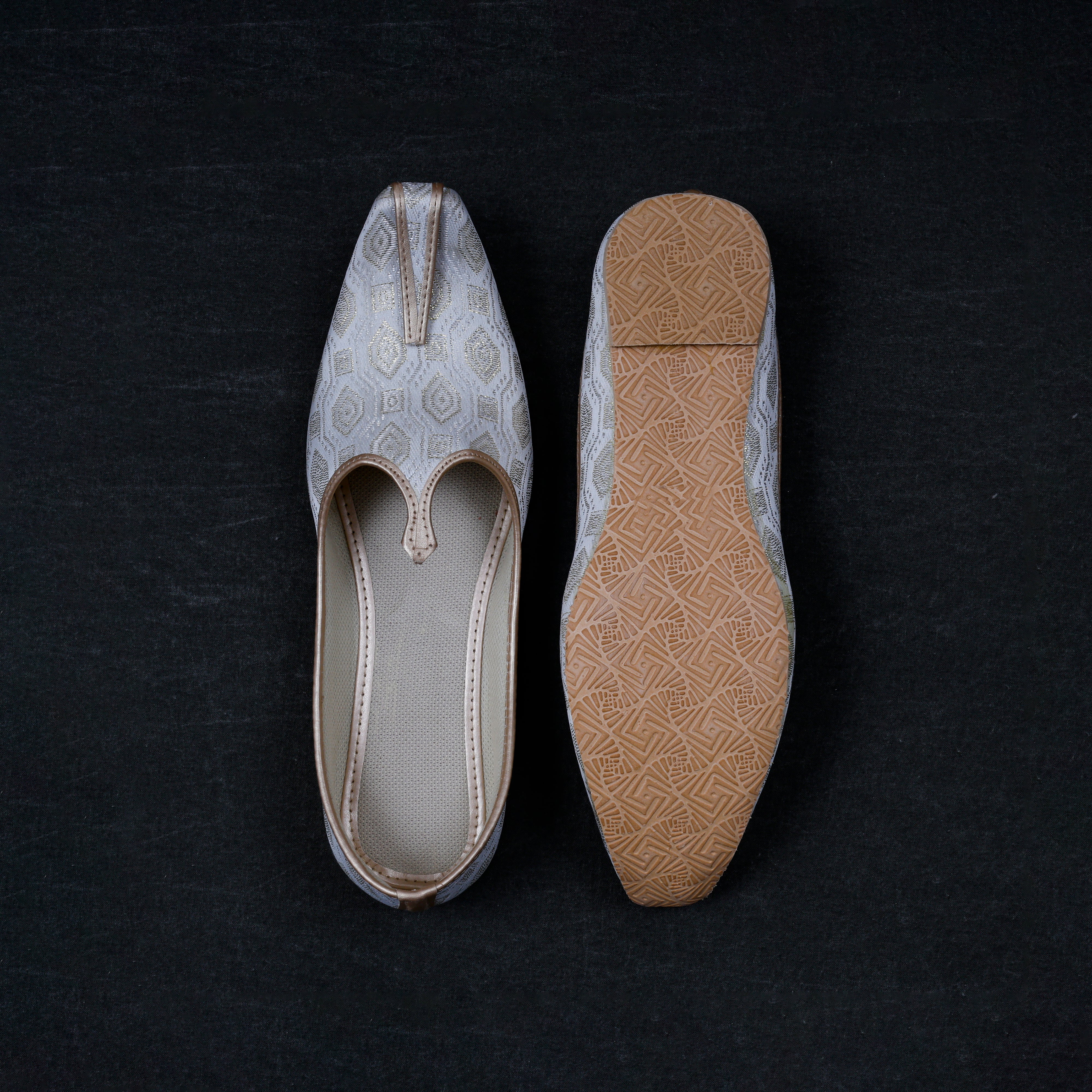 White Textured Handcrafted Mojari Flats