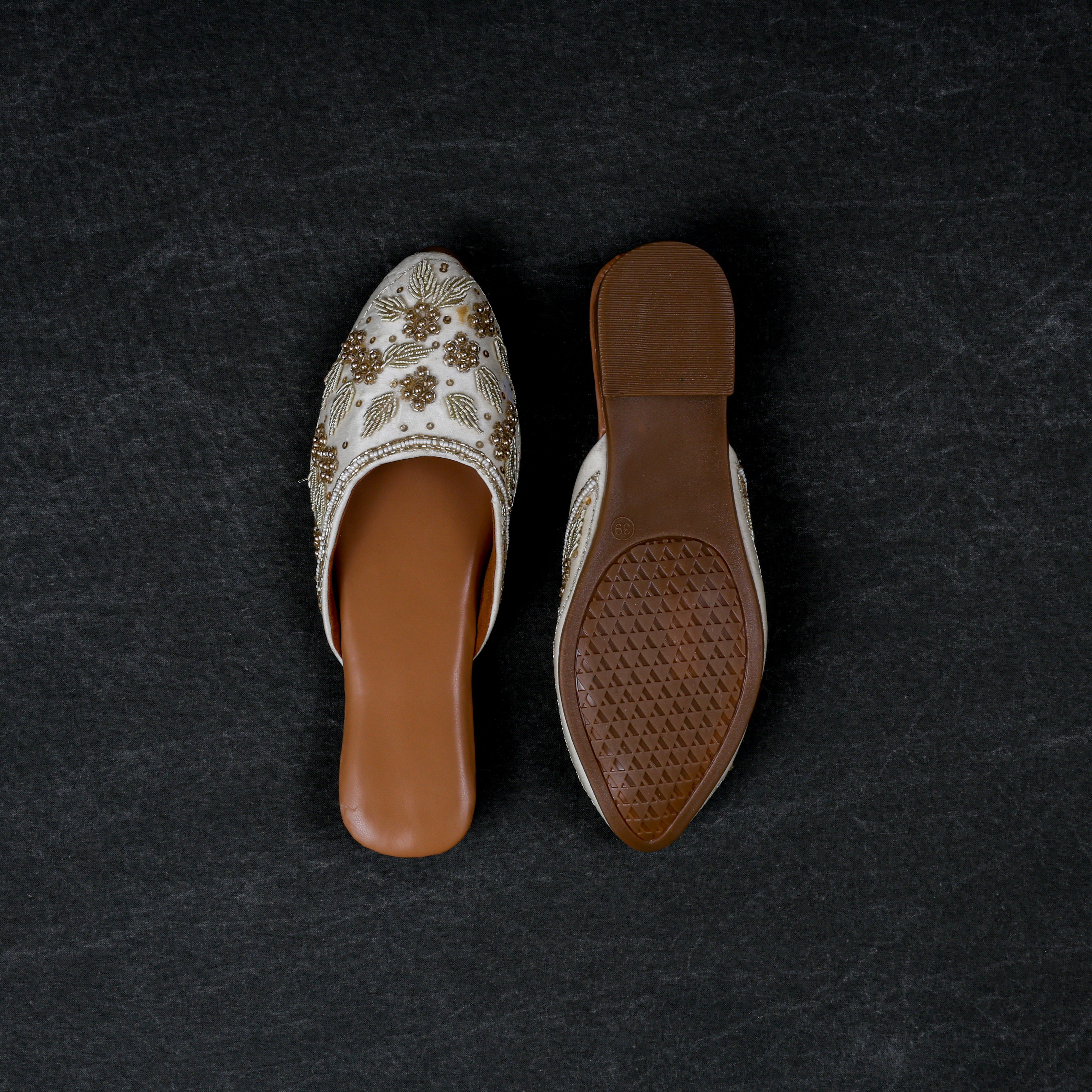Cream Textured Fabric Pointed Mules