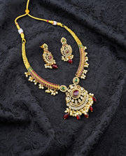 Elegant Red Stone Kante Necklace Set