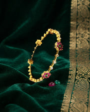 Floral Elegance Pink Bangles