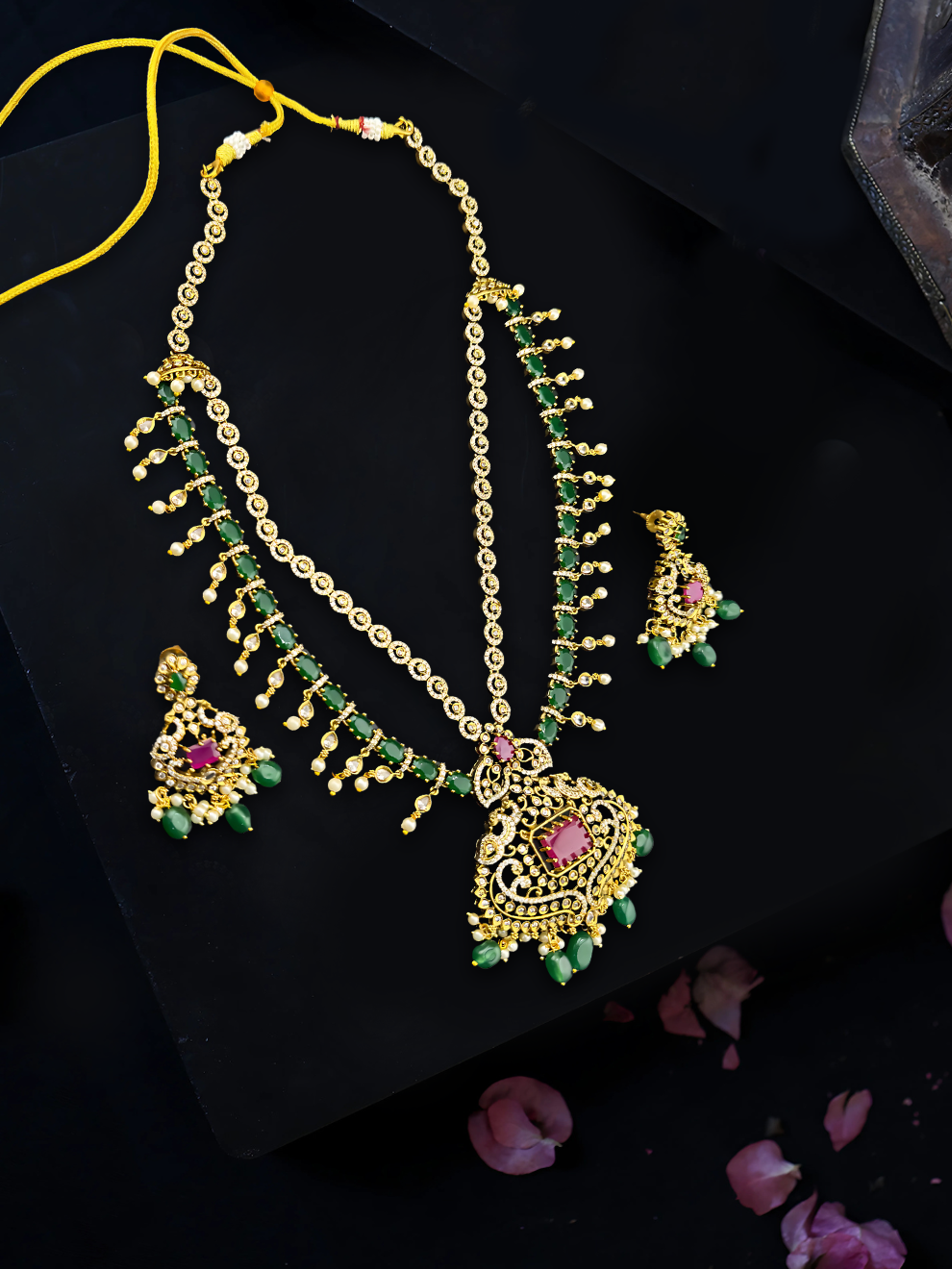 Maharani's Elegance Gemstone Necklace Set