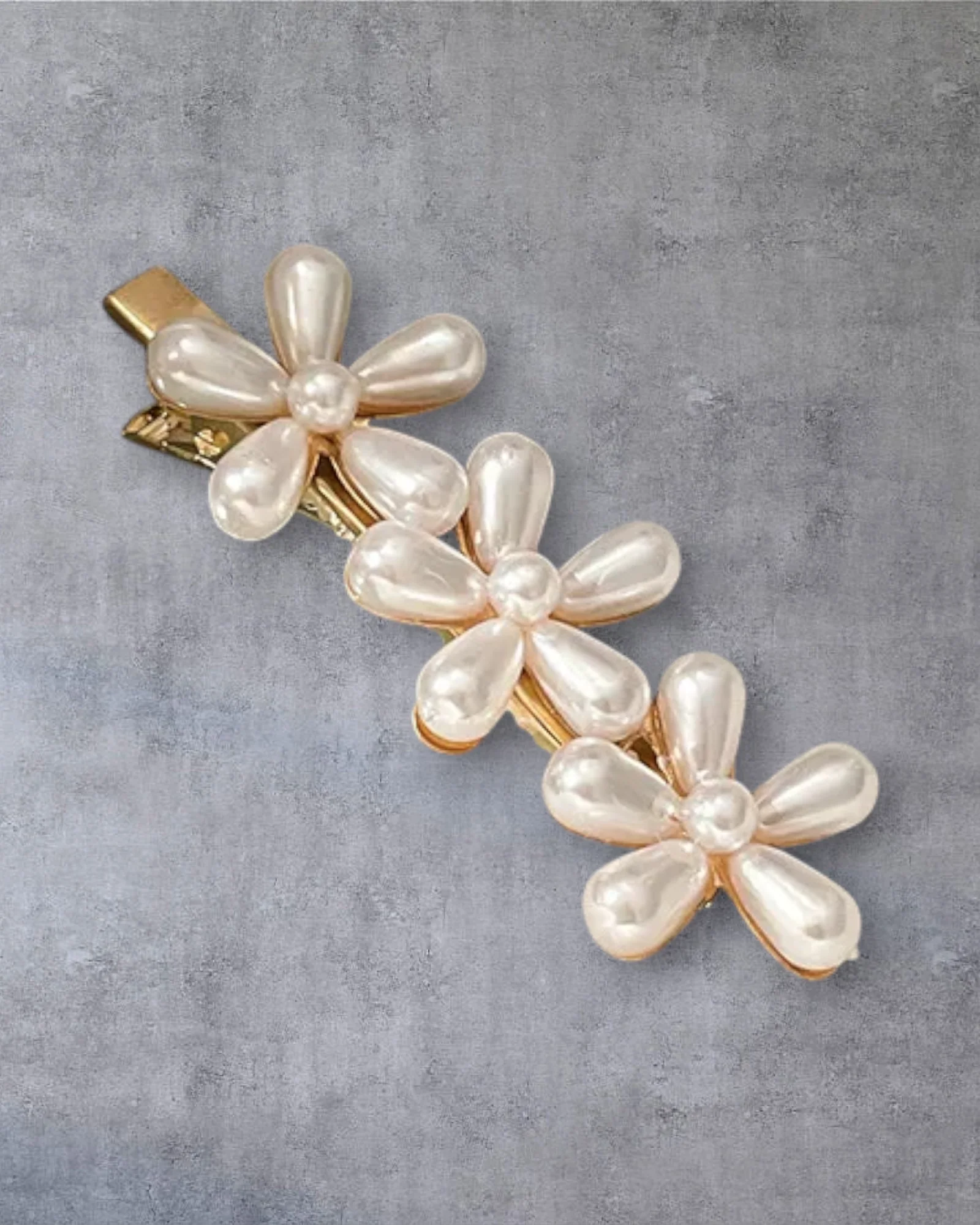 Geometric Alloy Pearl Hair Clip in White