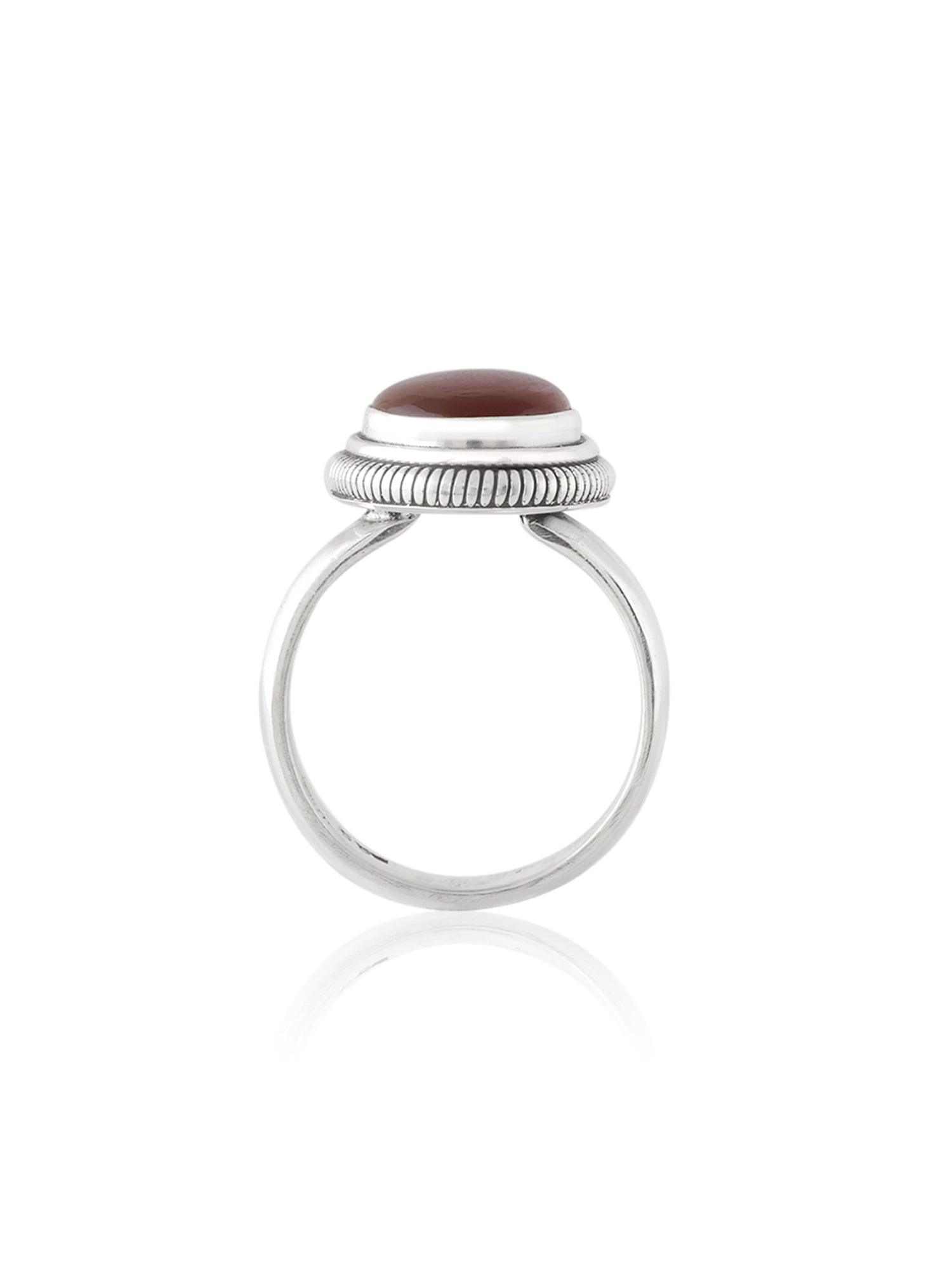 Warm Embrace Basic Carnelian Ring - Dyulokha