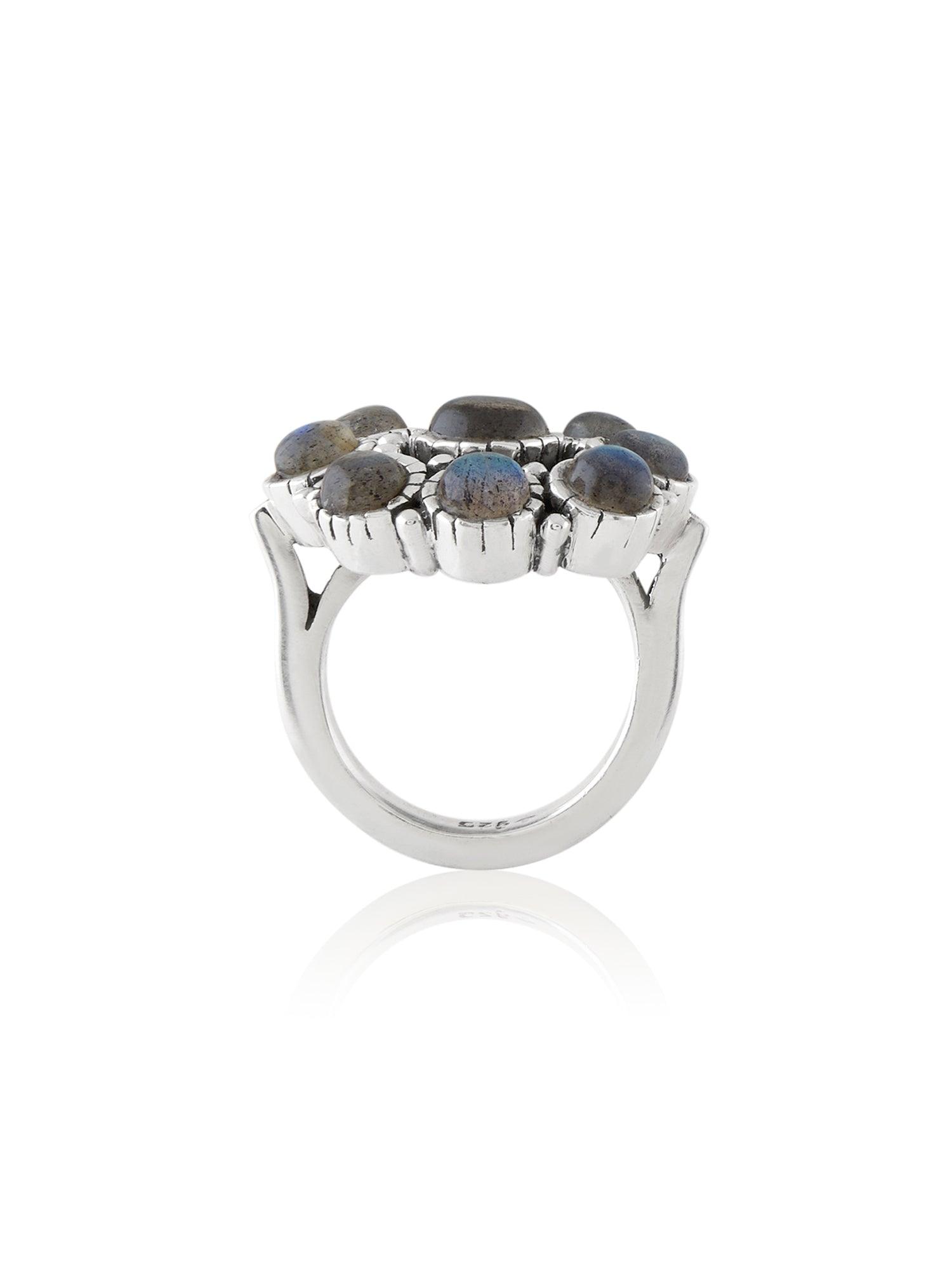 Ethereal Flowery Labradorite Ring - Dyulokha