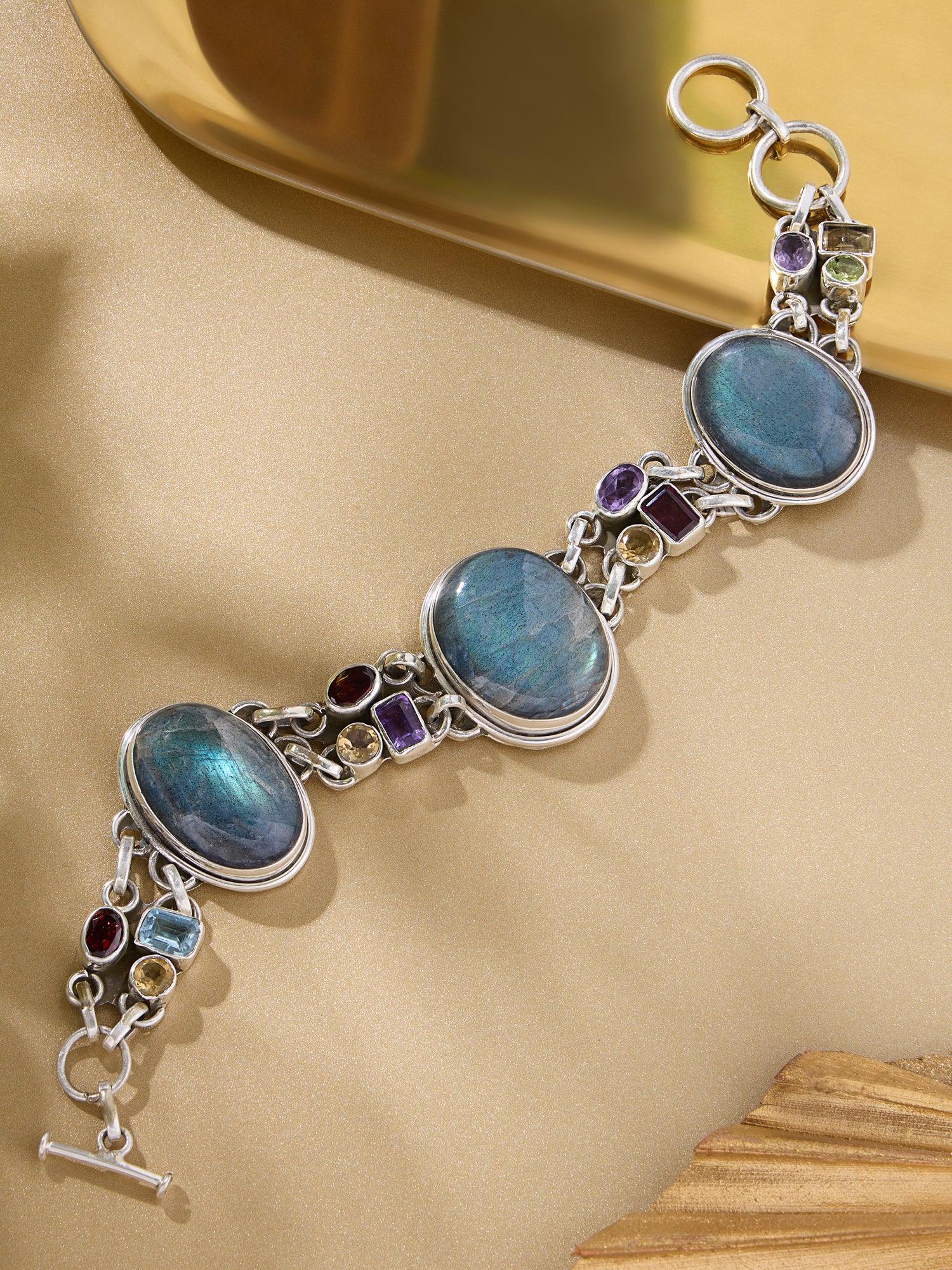 Mystical Glow Labradorite Bracelet - Dyulokha