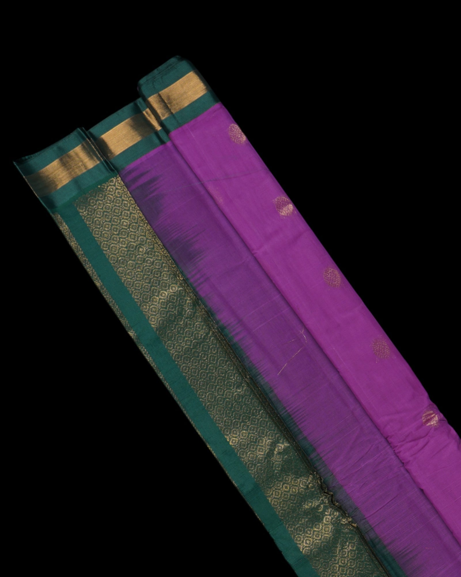 Lavender Cotton Handwoven Gadwal Saree