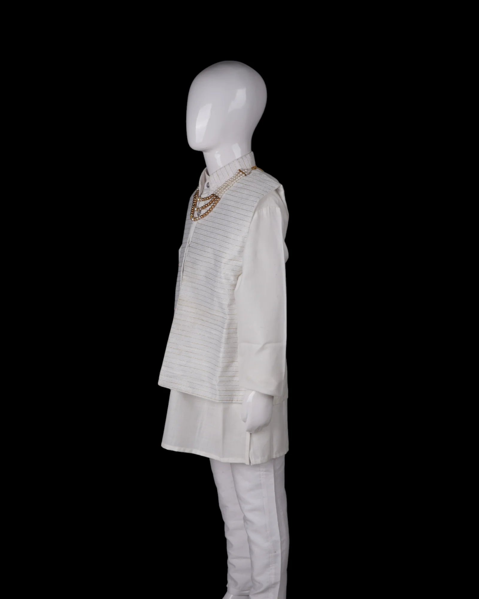 Honor Heritage in a Modi Suits with Rich Embroidery